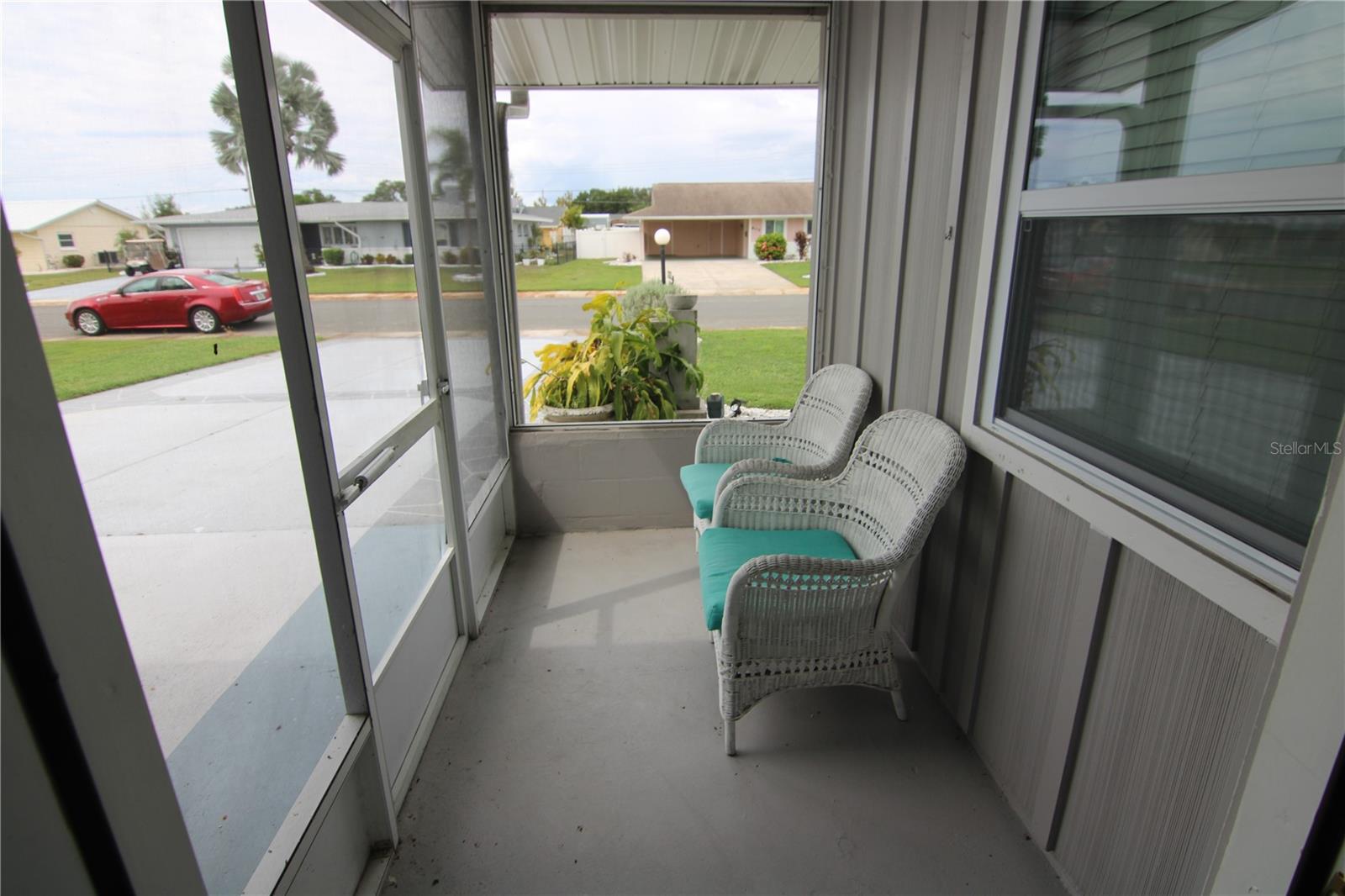810 OAKMONT AVE, SUN CITY CENTER, FL, 33573