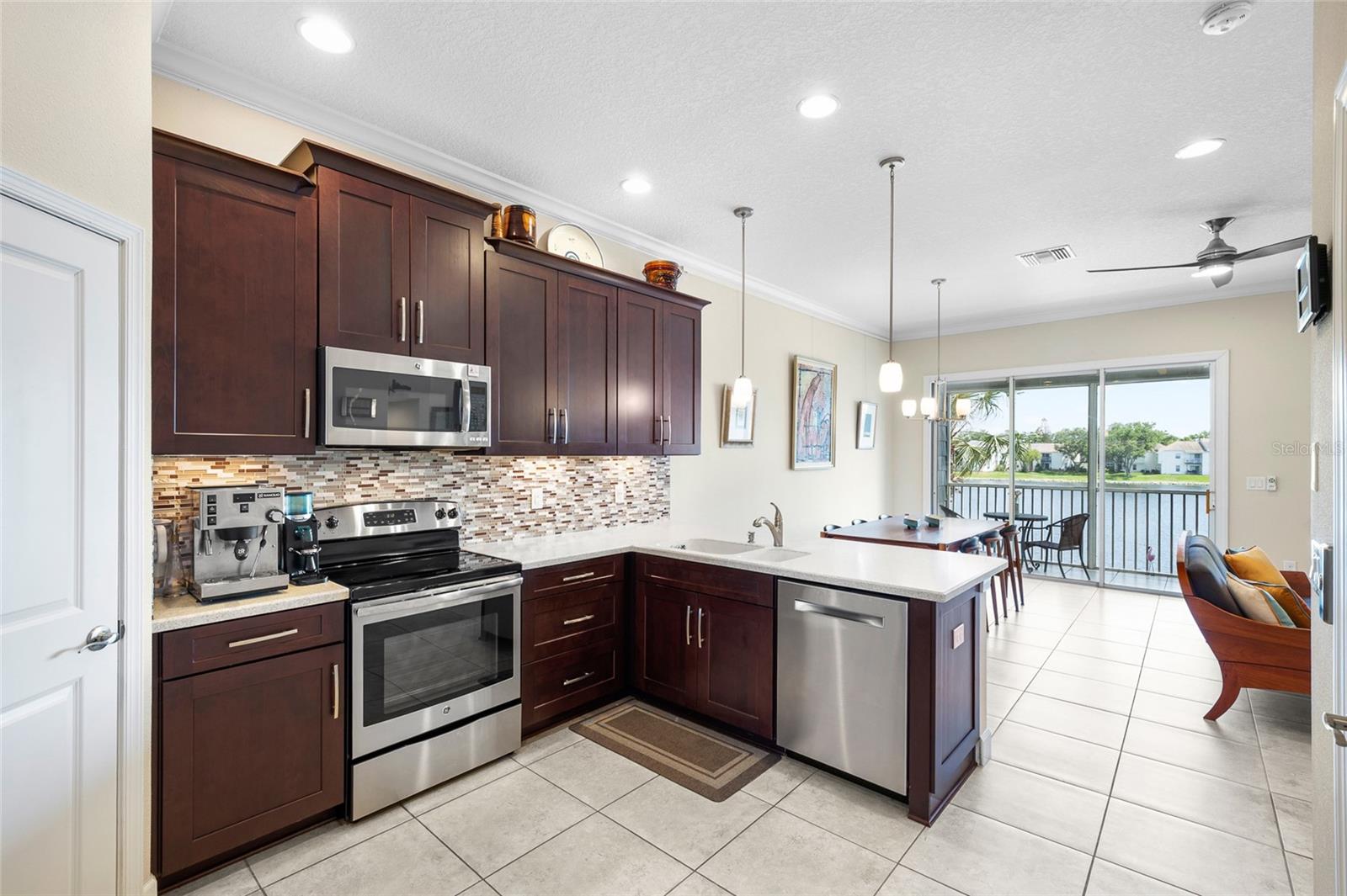 3226 NAUTICAL PL S, ST PETERSBURG, FL, 33712