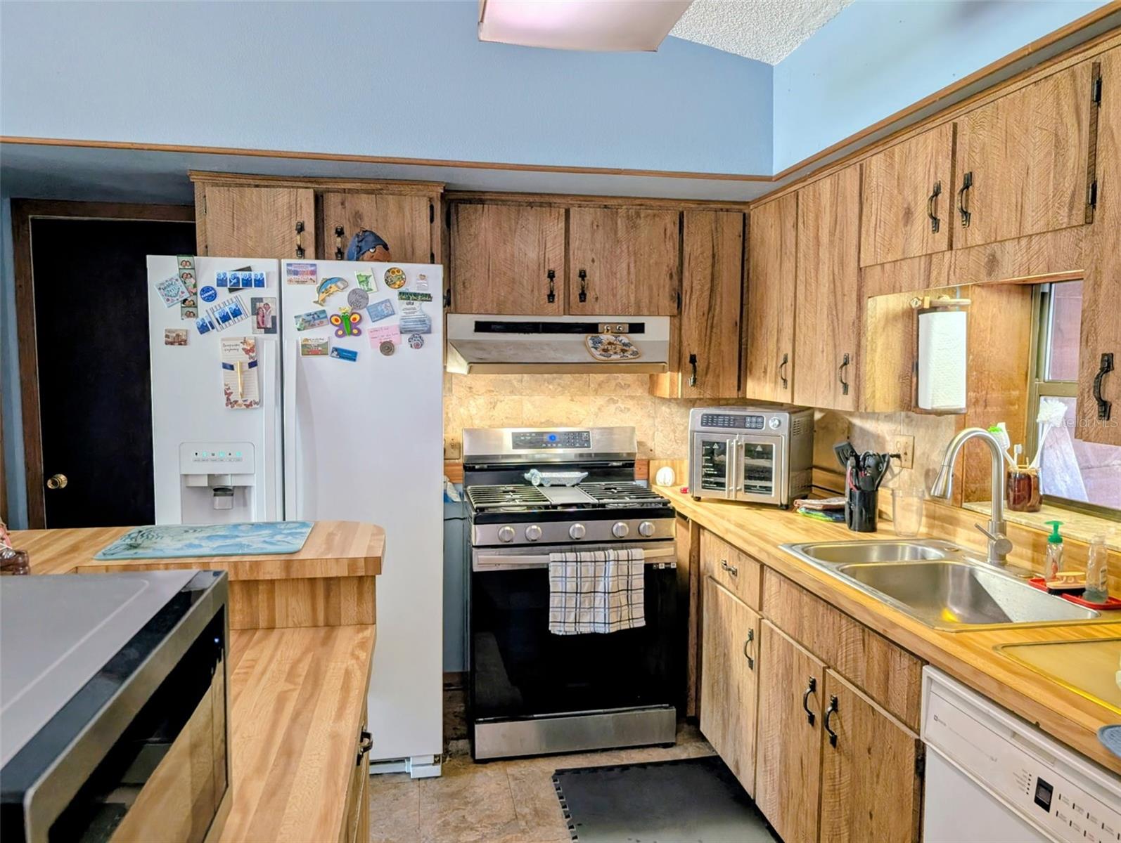 24514 BONNETT RD, ASTOR, FL, 32102