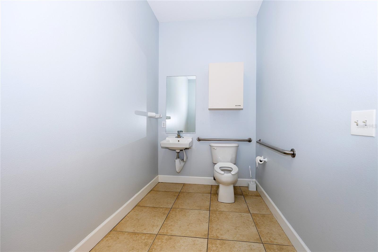 2001 MANATEE AVE E #104, BRADENTON, FL, 34208