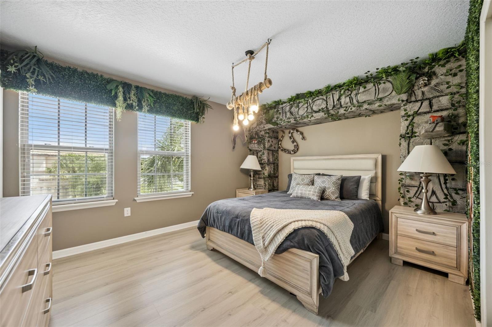 8875 QIN LOOP, KISSIMMEE, FL, 34747