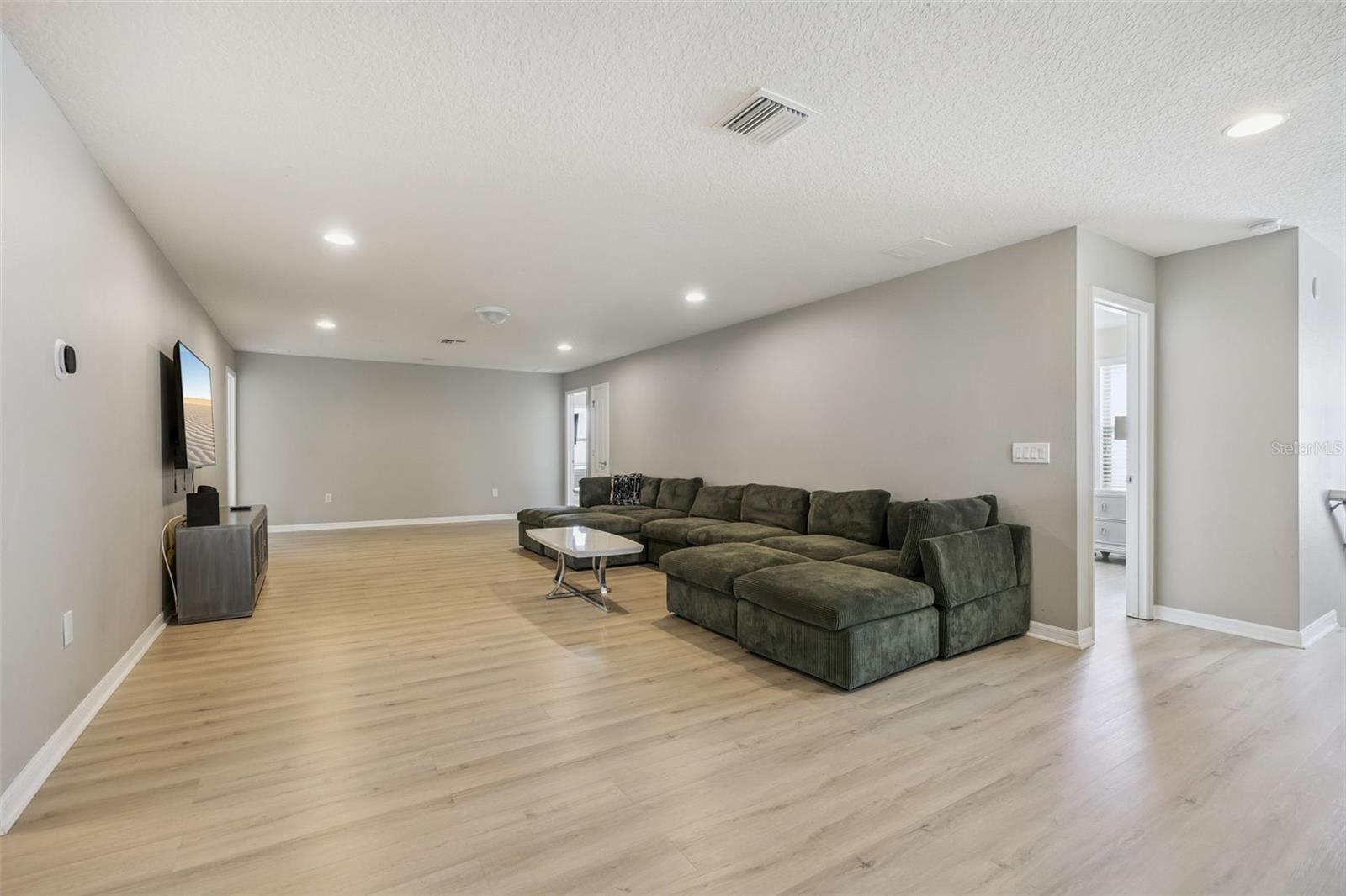 8875 QIN LOOP, KISSIMMEE, FL, 34747
