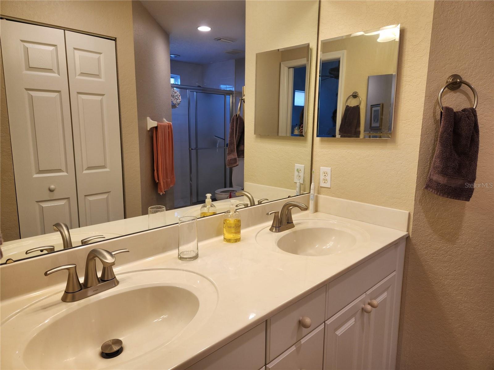 7224 CEDAR HOLLOW CIR, BRADENTON, FL, 34203