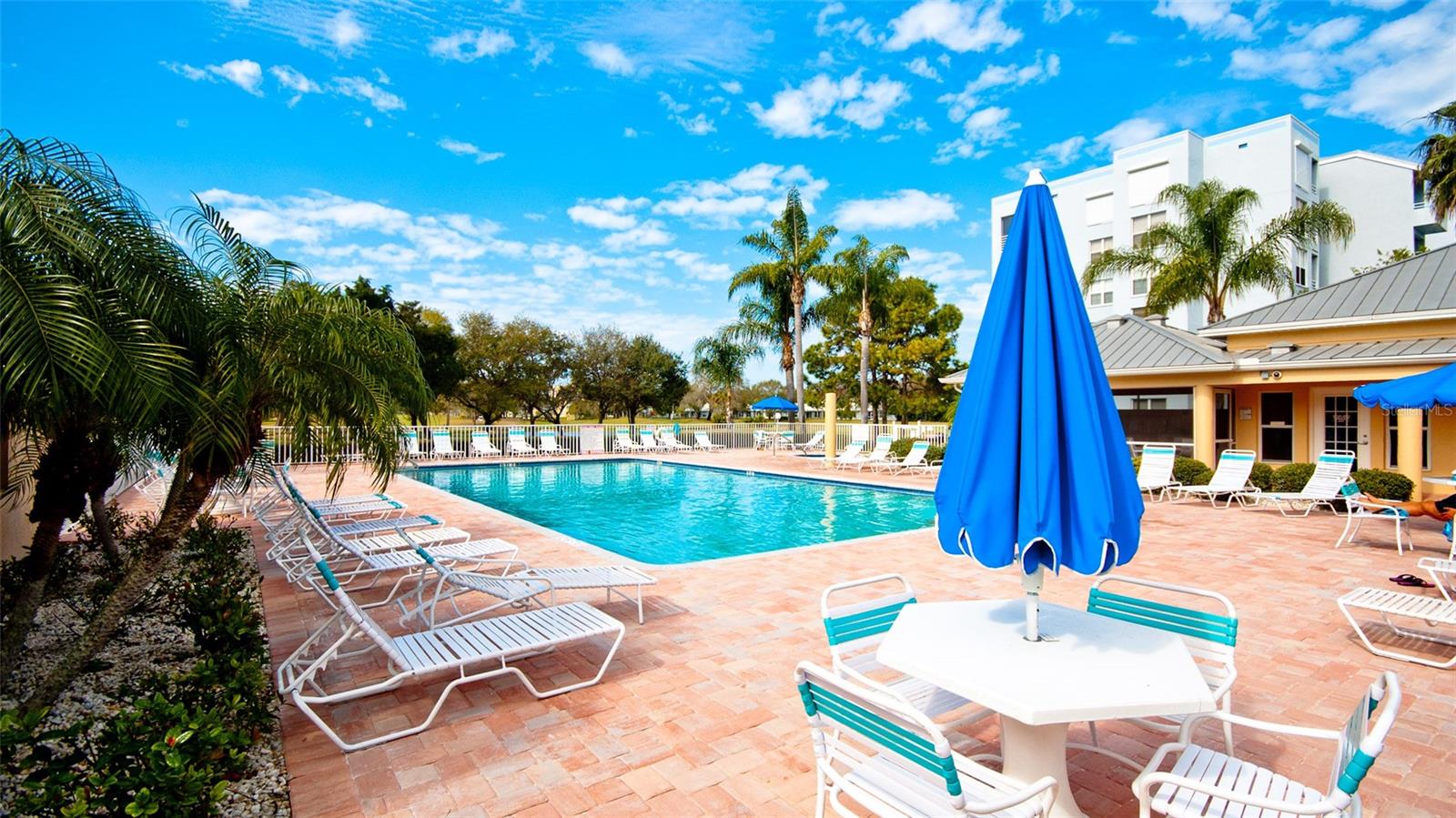 4570 PINEBROOK CIR #302, BRADENTON, FL, 34209