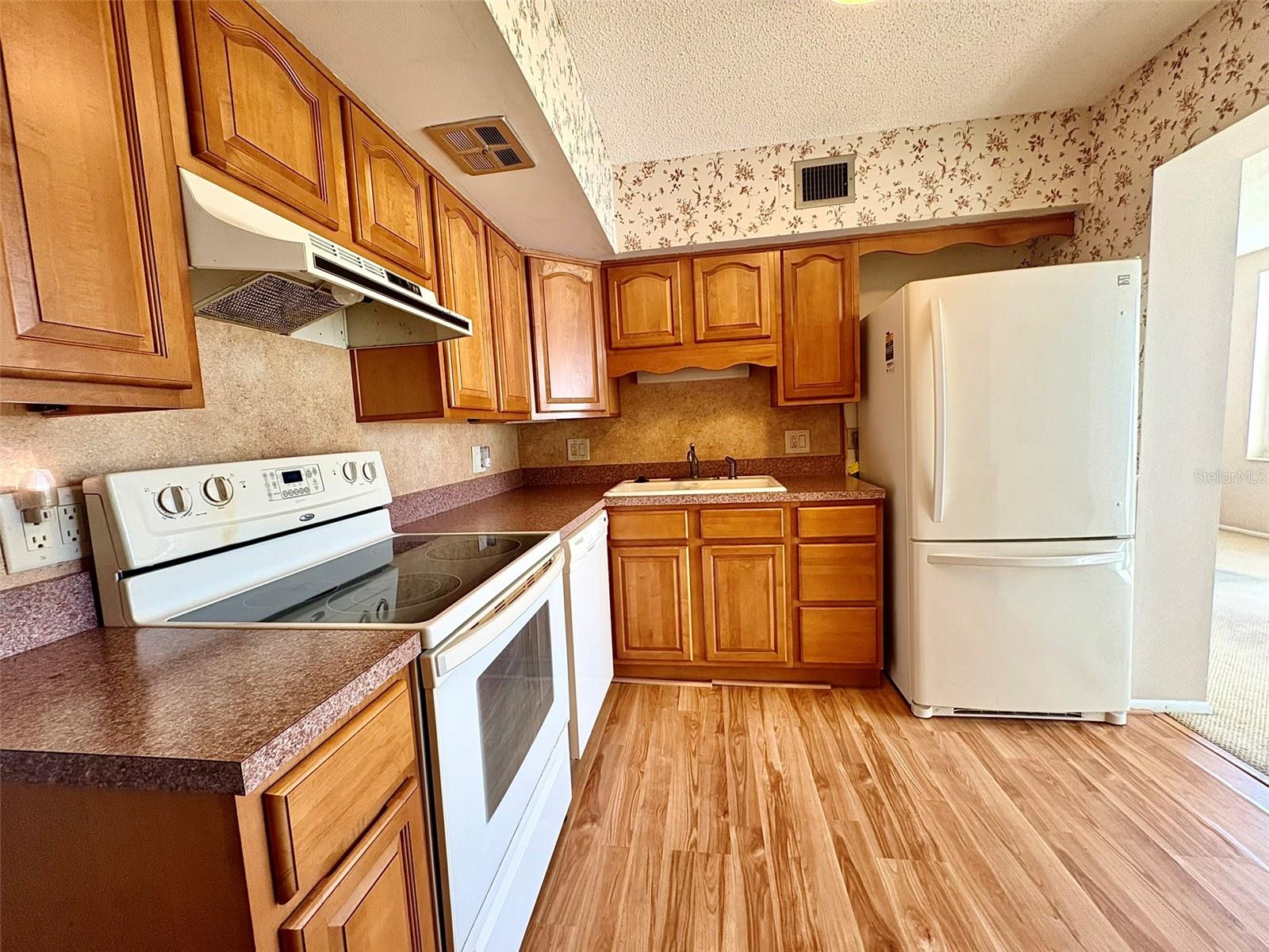 2428 COLUMBIA DR #36, CLEARWATER, FL, 33763