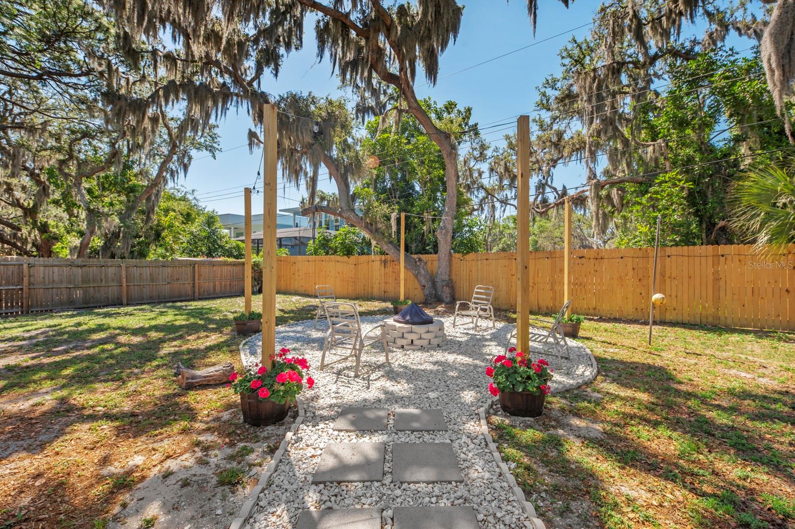 2352 PALM TER, SARASOTA, FL, 34231
