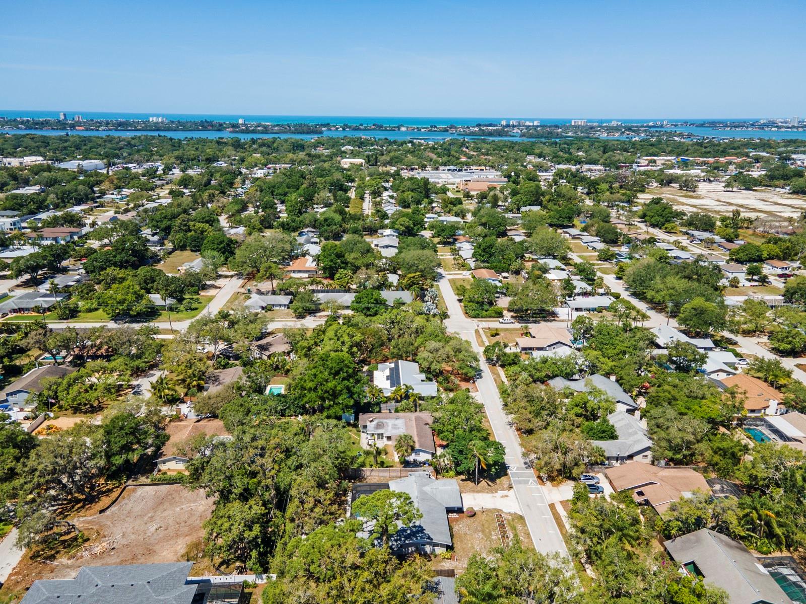 2352 PALM TER, SARASOTA, FL, 34231
