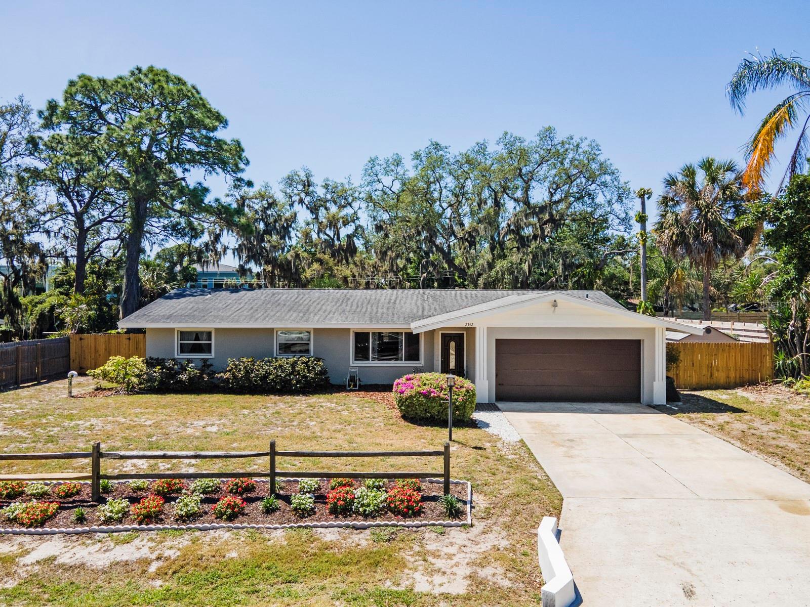 2352 PALM TER, SARASOTA, FL, 34231