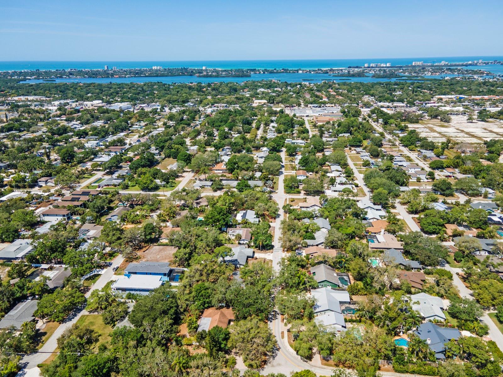 2352 PALM TER, SARASOTA, FL, 34231