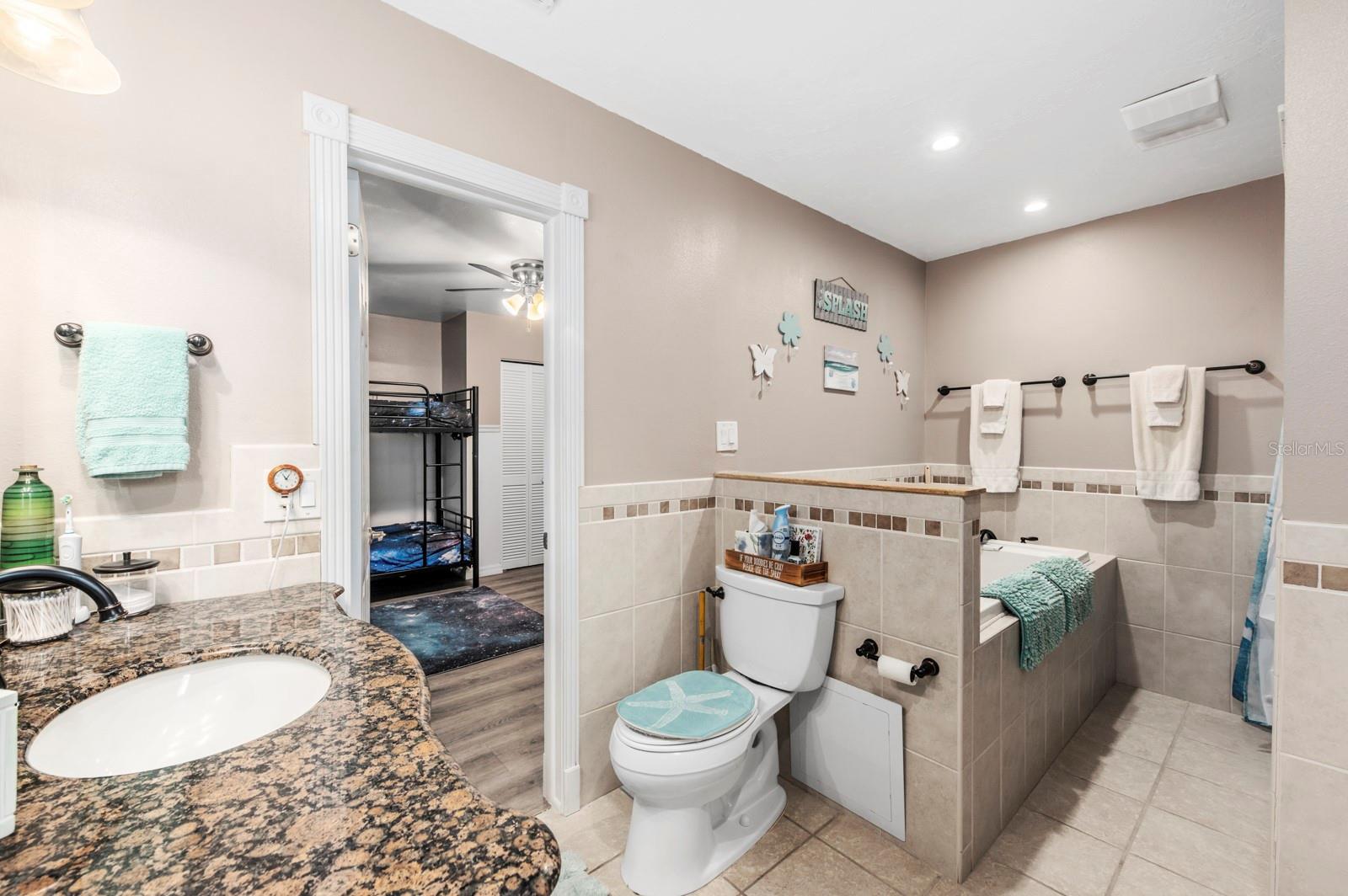 2352 PALM TER, SARASOTA, FL, 34231