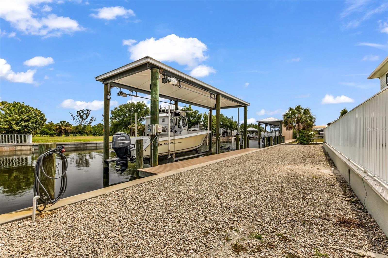 24216 YACHT CLUB BLVD, PUNTA GORDA, FL, 33955