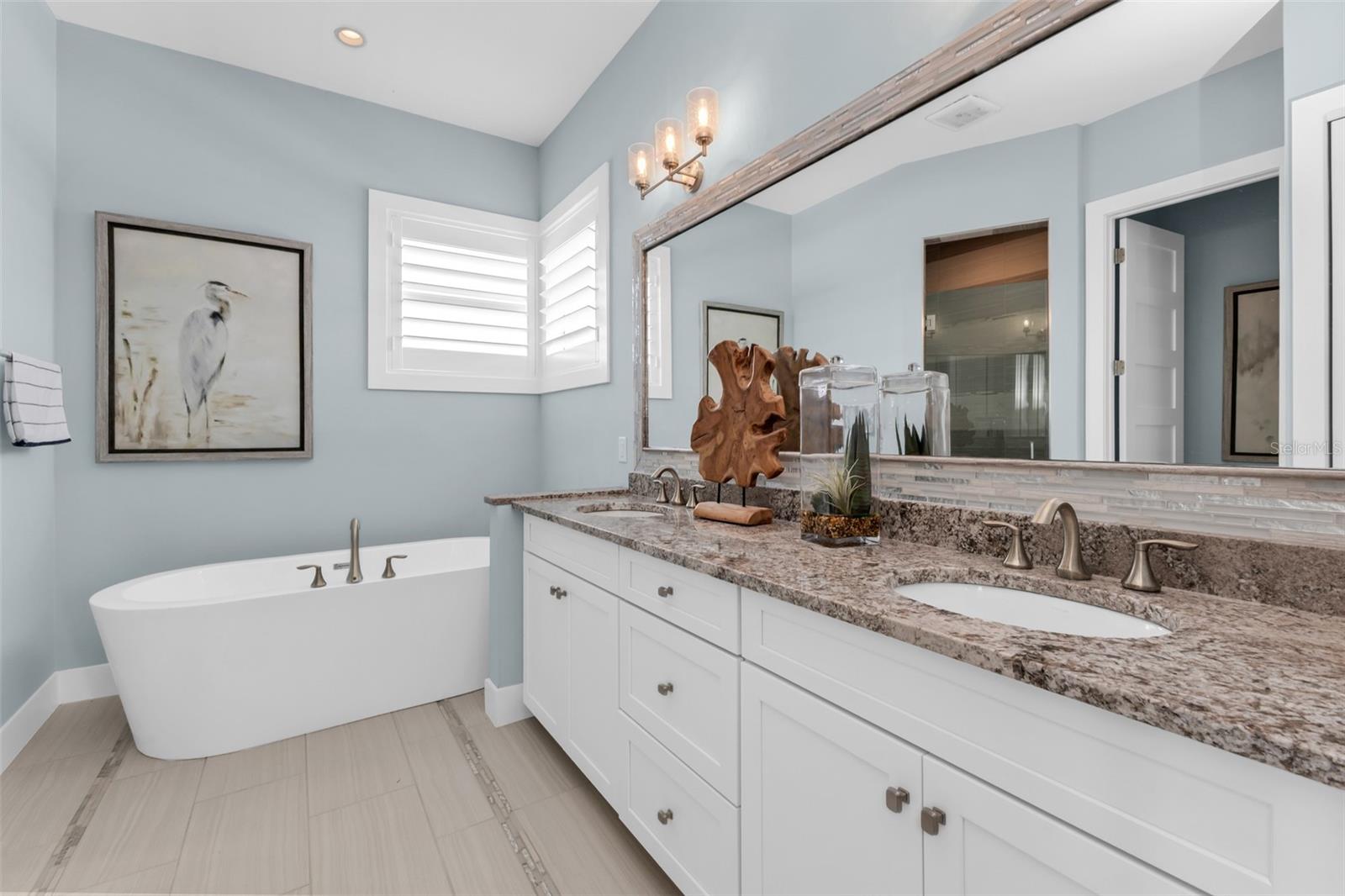 24216 YACHT CLUB BLVD, PUNTA GORDA, FL, 33955