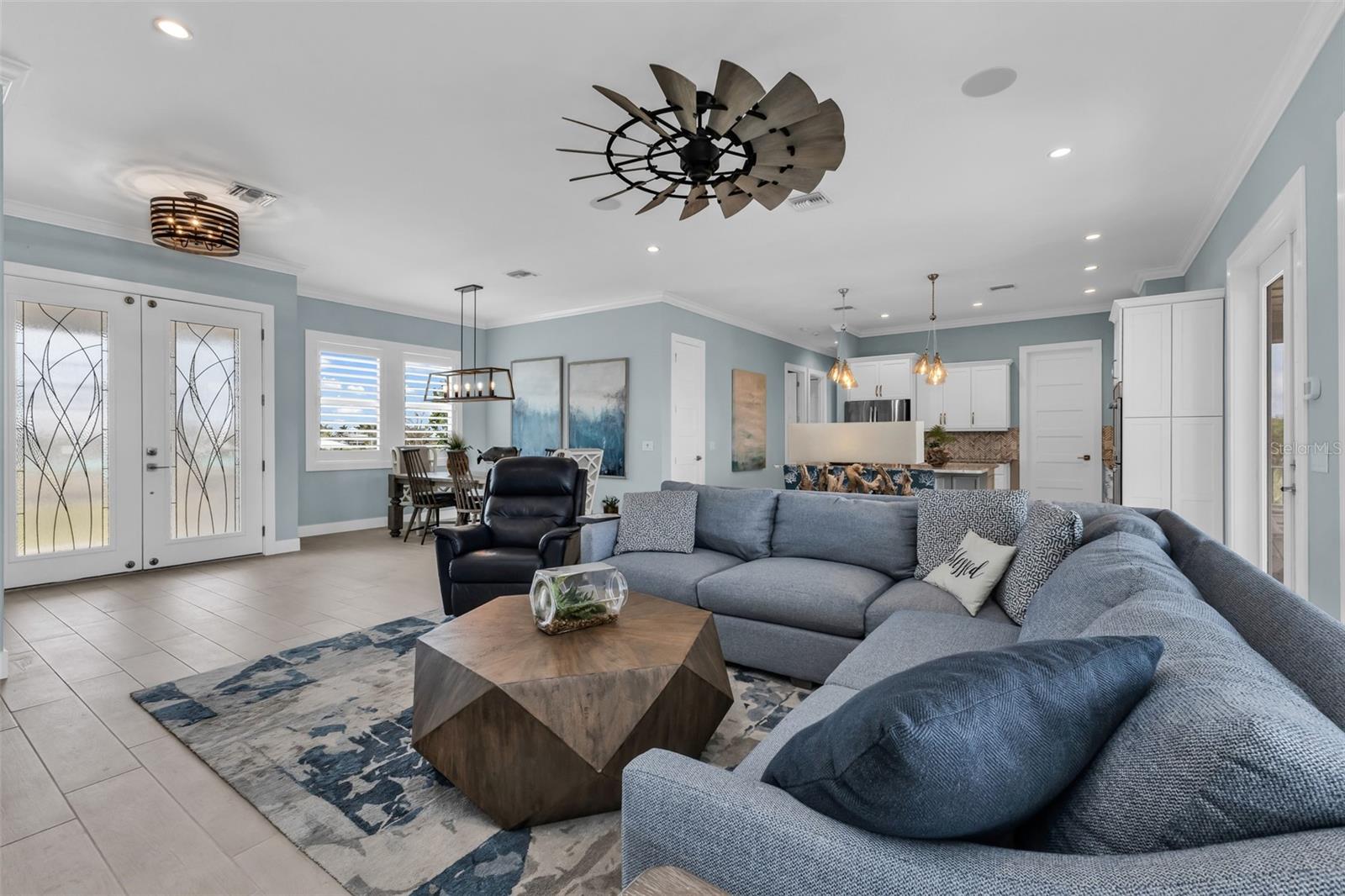 24216 YACHT CLUB BLVD, PUNTA GORDA, FL, 33955