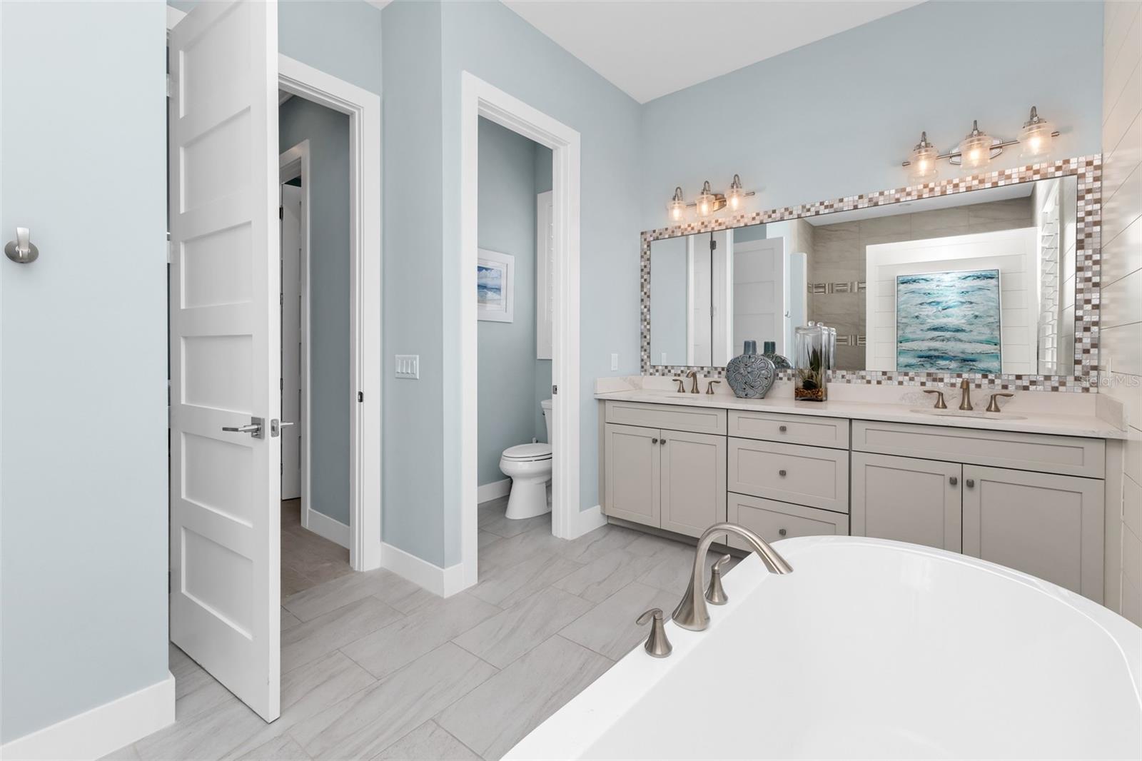 24216 YACHT CLUB BLVD, PUNTA GORDA, FL, 33955