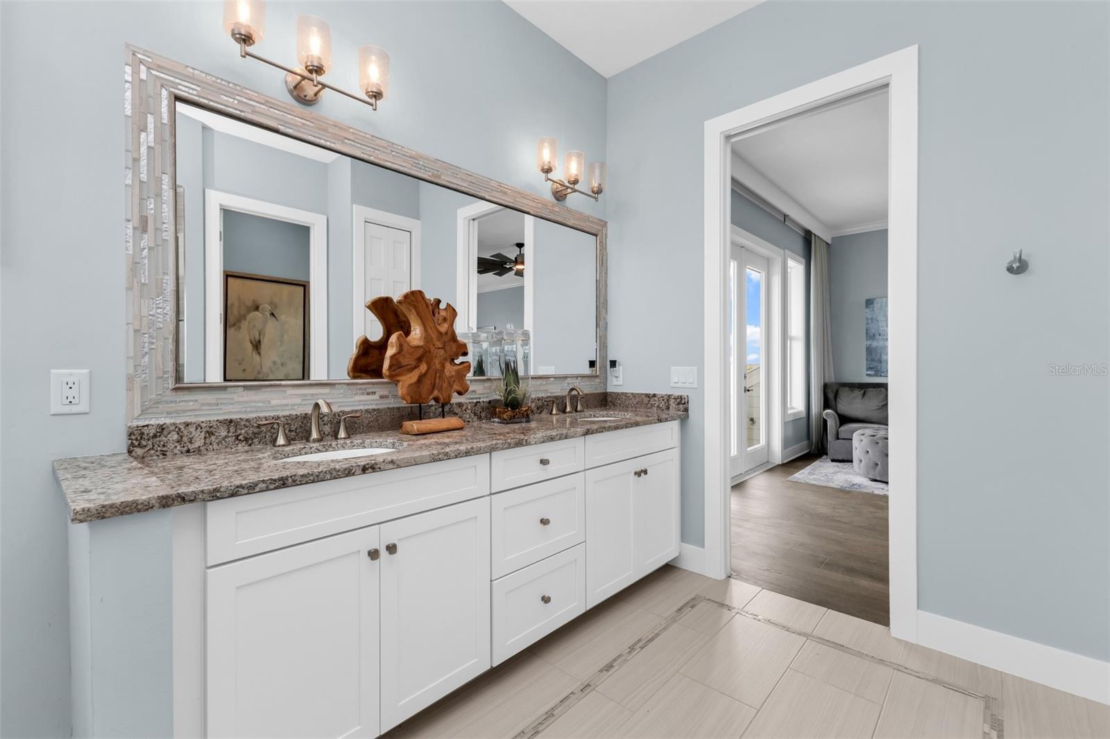 24216 YACHT CLUB BLVD, PUNTA GORDA, FL, 33955