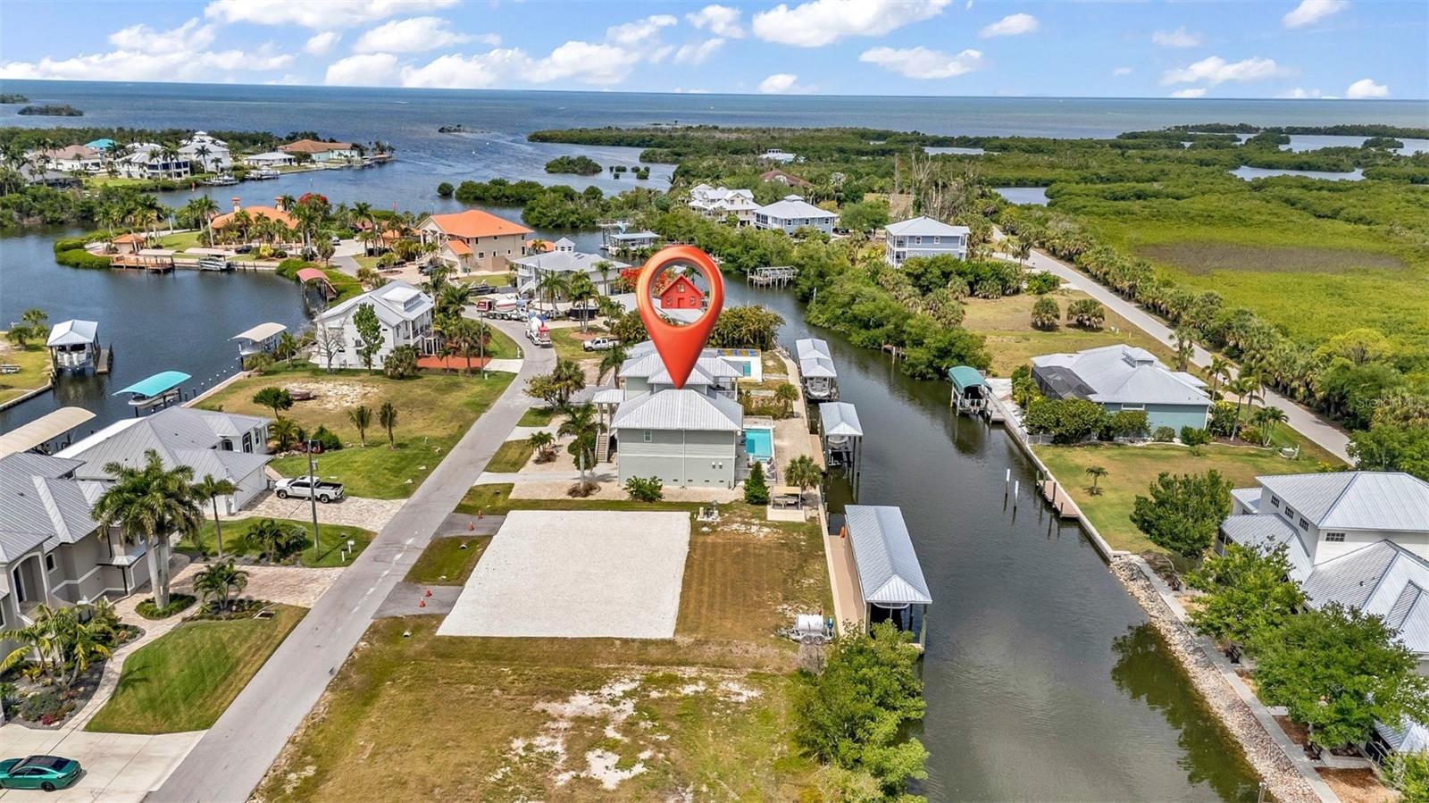 24216 YACHT CLUB BLVD, PUNTA GORDA, FL, 33955