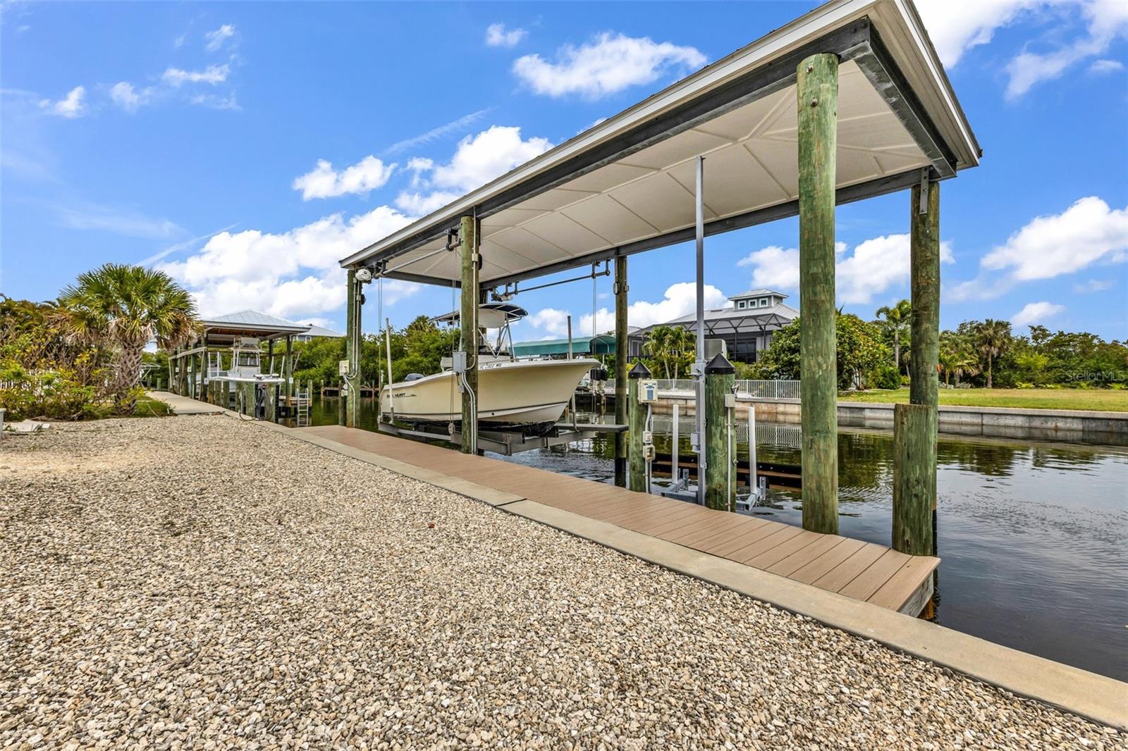 24216 YACHT CLUB BLVD, PUNTA GORDA, FL, 33955