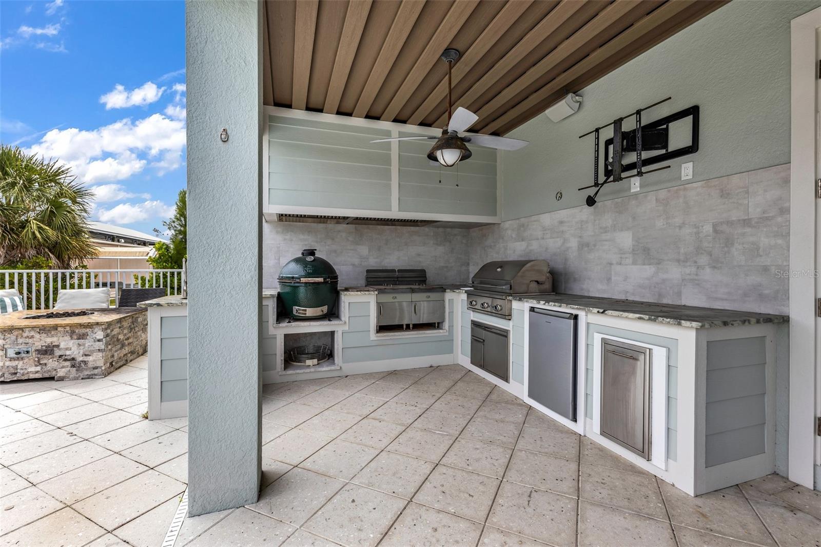 24216 YACHT CLUB BLVD, PUNTA GORDA, FL, 33955