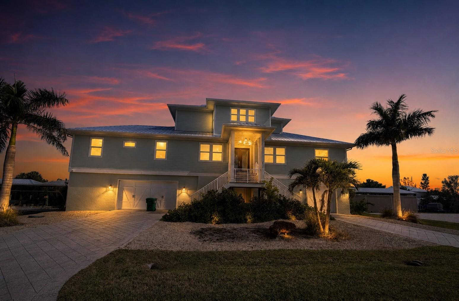 24216 YACHT CLUB BLVD, PUNTA GORDA, FL, 33955