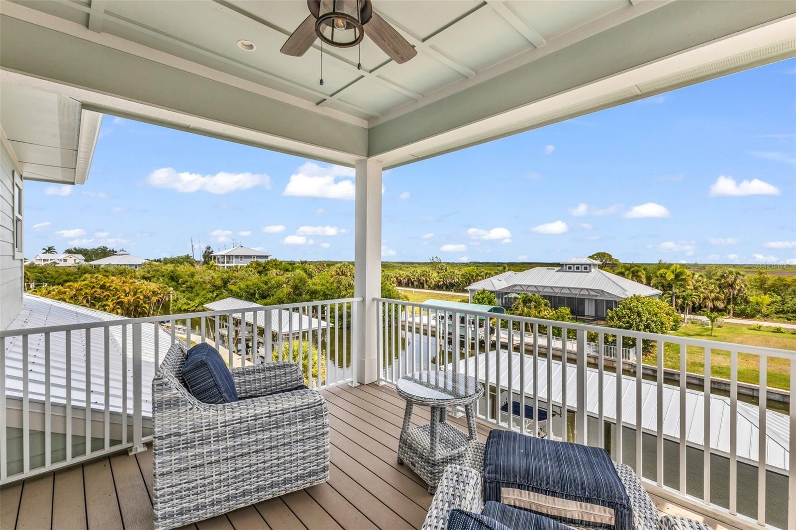 24216 YACHT CLUB BLVD, PUNTA GORDA, FL, 33955