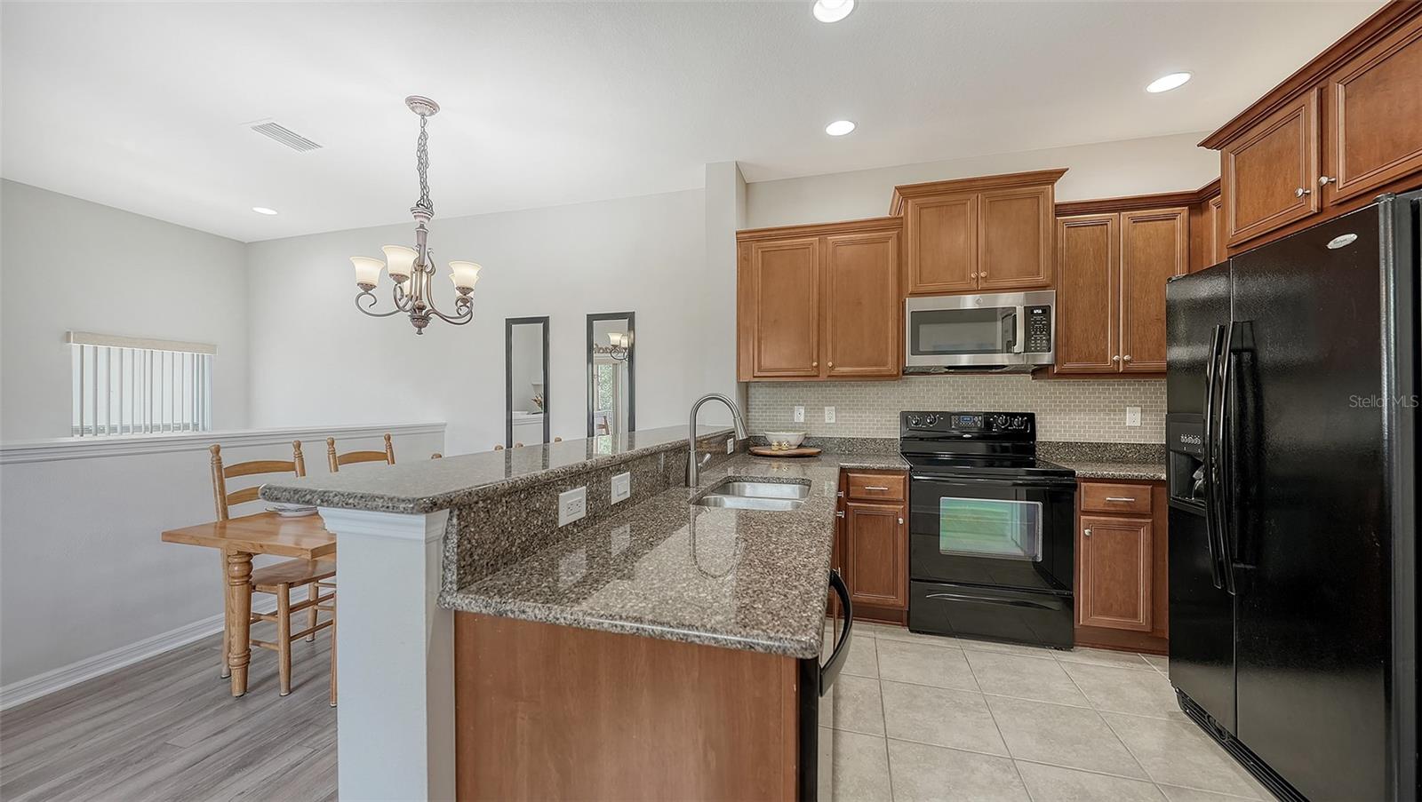 7843 MOONSTONE DR #24-202, SARASOTA, FL, 34233