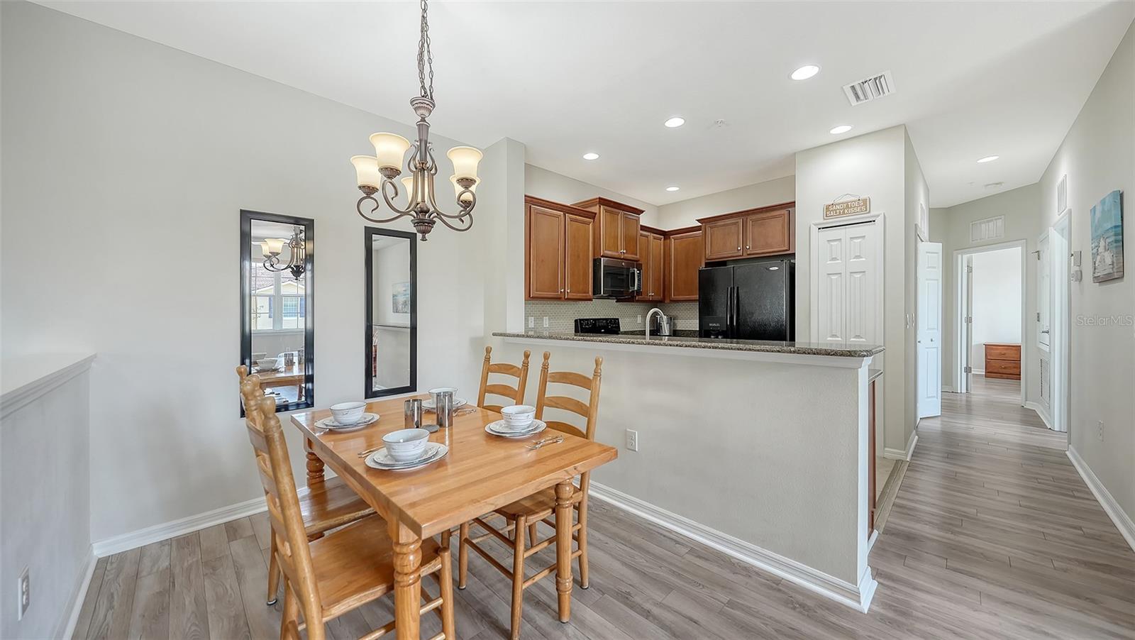 7843 MOONSTONE DR #24-202, SARASOTA, FL, 34233