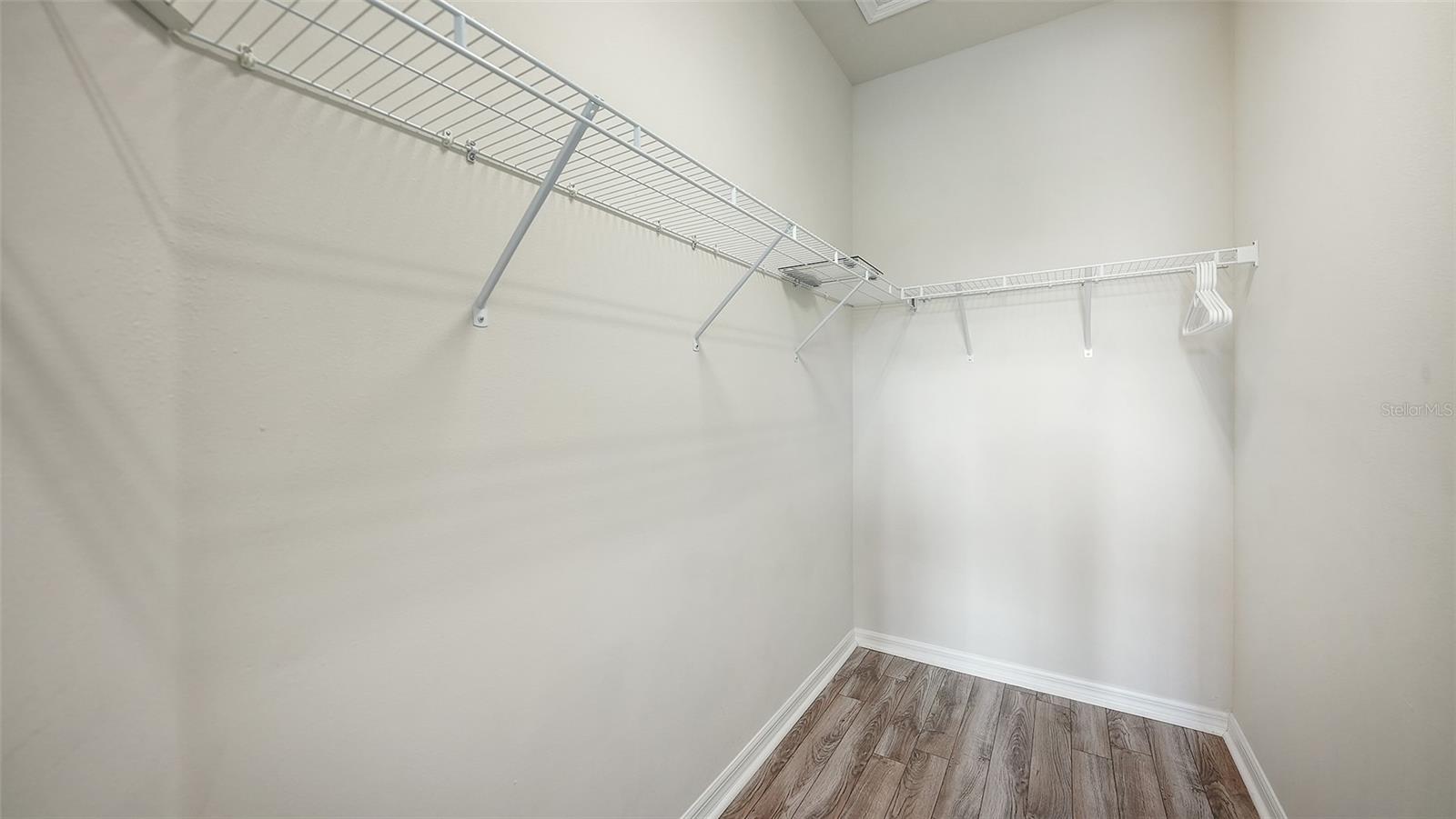 7843 MOONSTONE DR #24-202, SARASOTA, FL, 34233