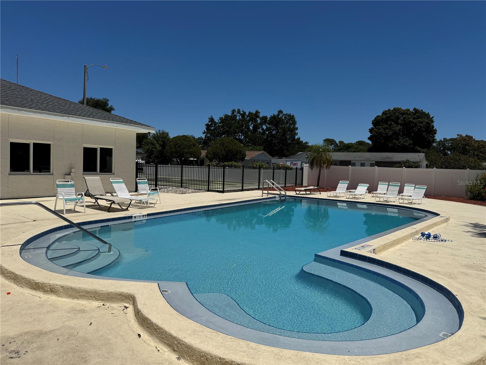 7580 92ND ST #102D, SEMINOLE, FL, 33777