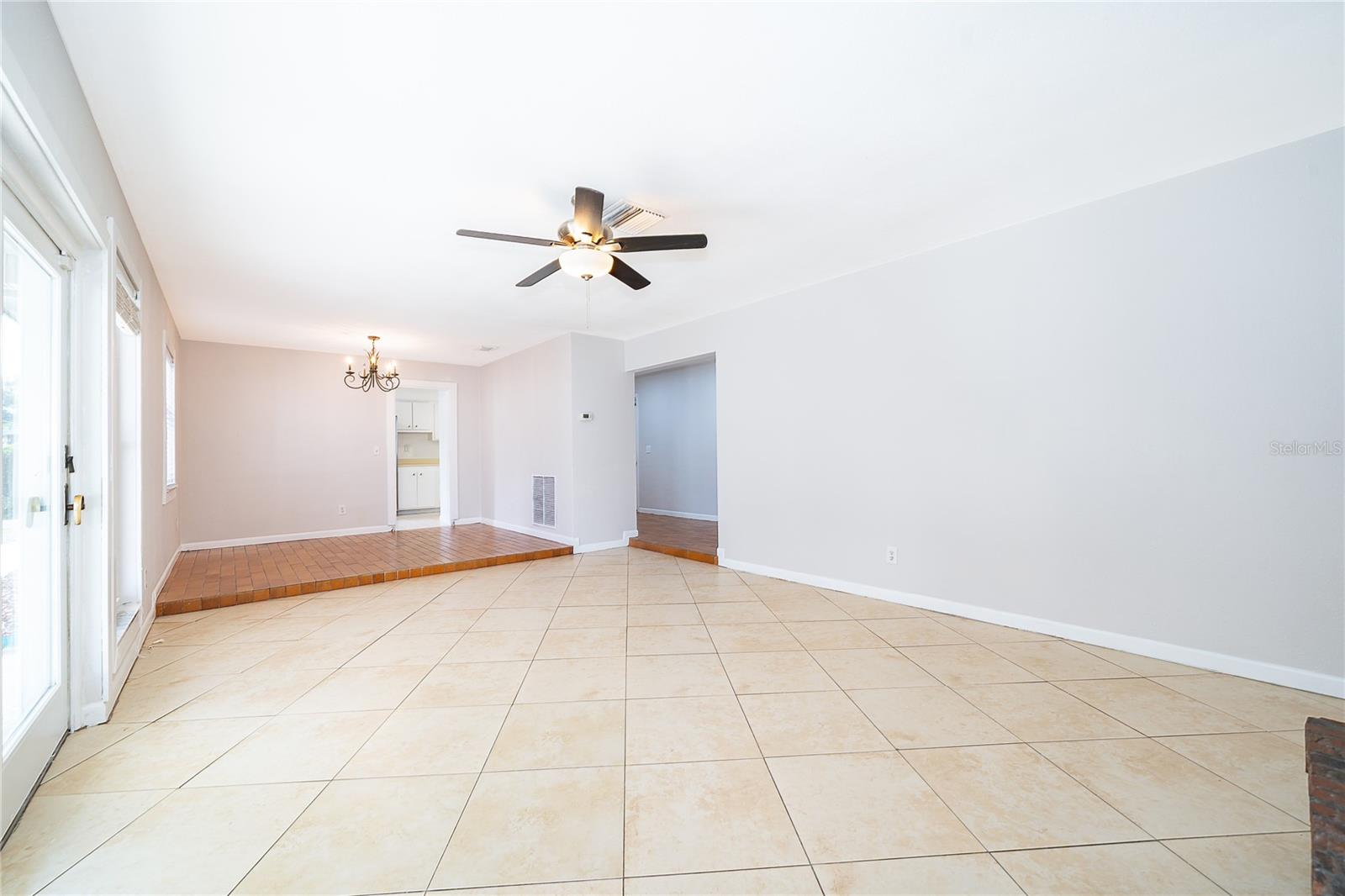 4707 PINELLAS DR, ORLANDO, FL, 32812