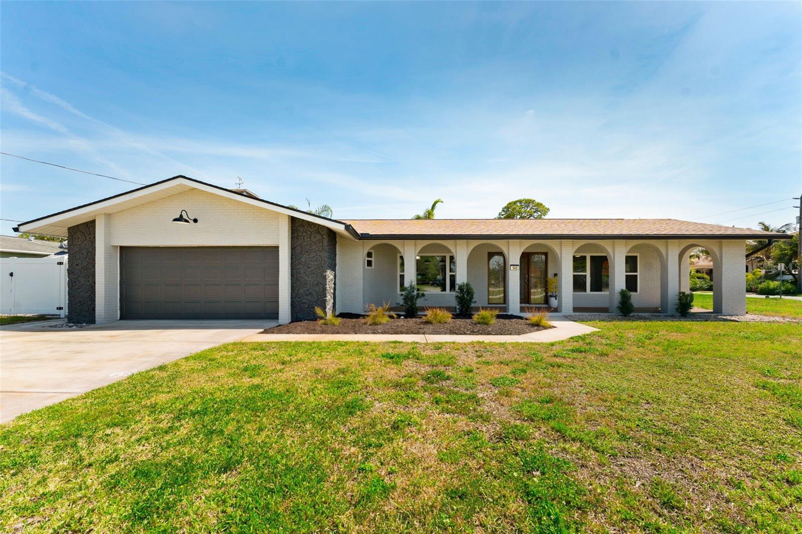 140 88TH AVE NE, ST PETERSBURG, FL, 33702