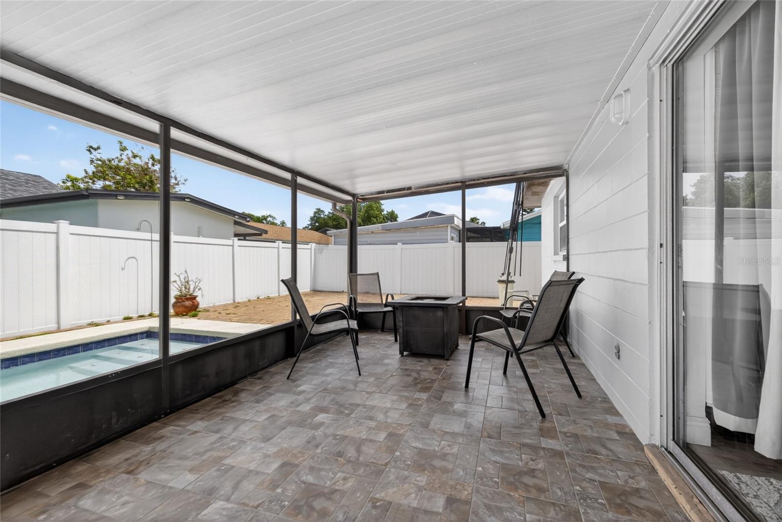 11207 FIRESIDE DR, TAMPA, FL, 33625