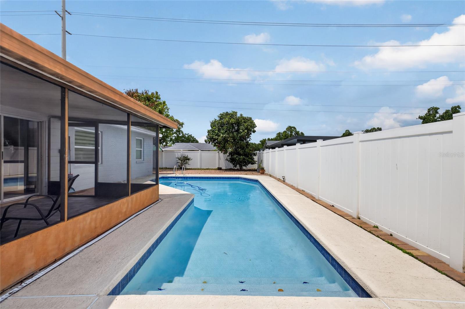 11207 FIRESIDE DR, TAMPA, FL, 33625