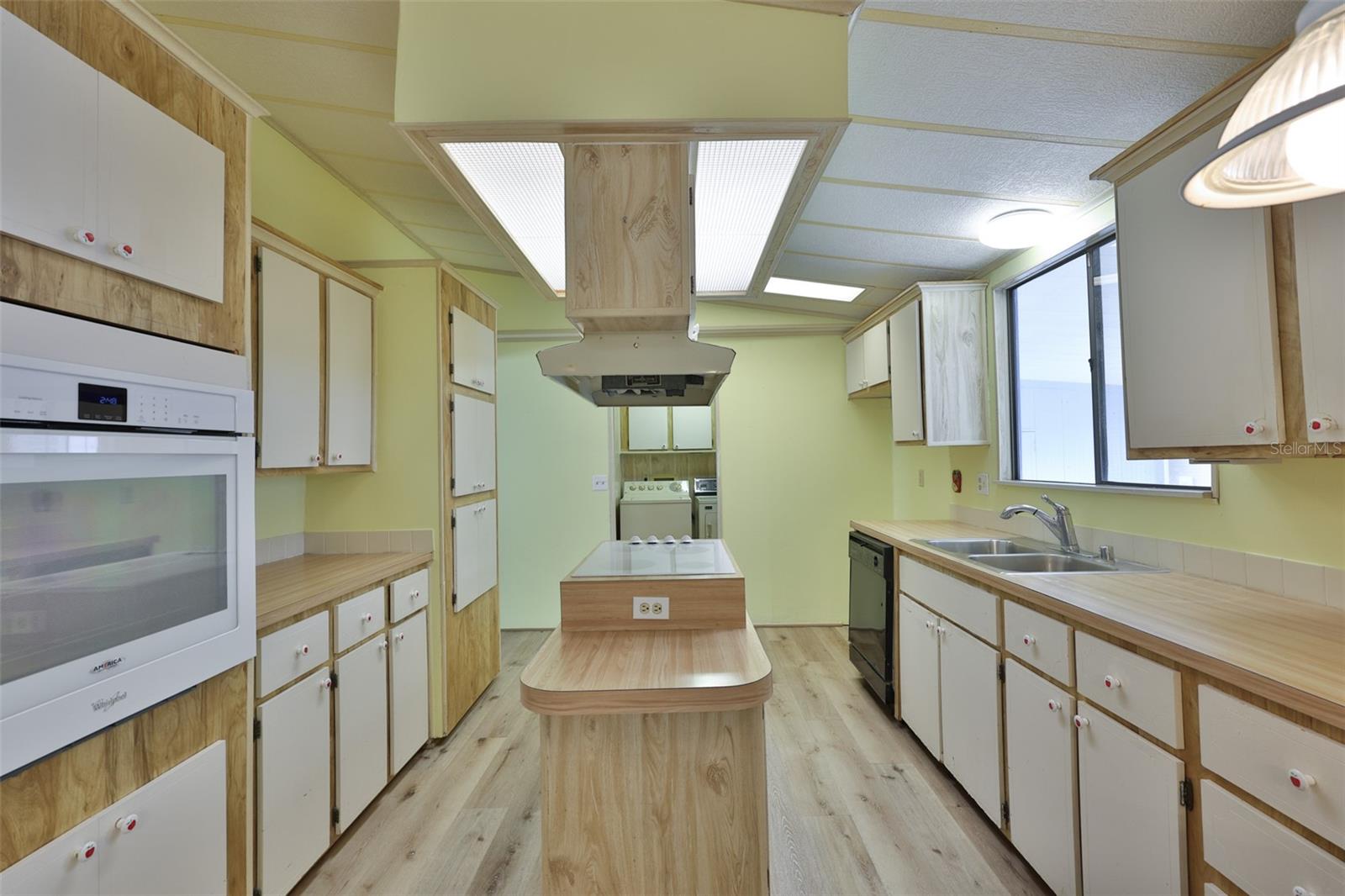 9143 OTTER PASS, TAMPA, FL, 33626