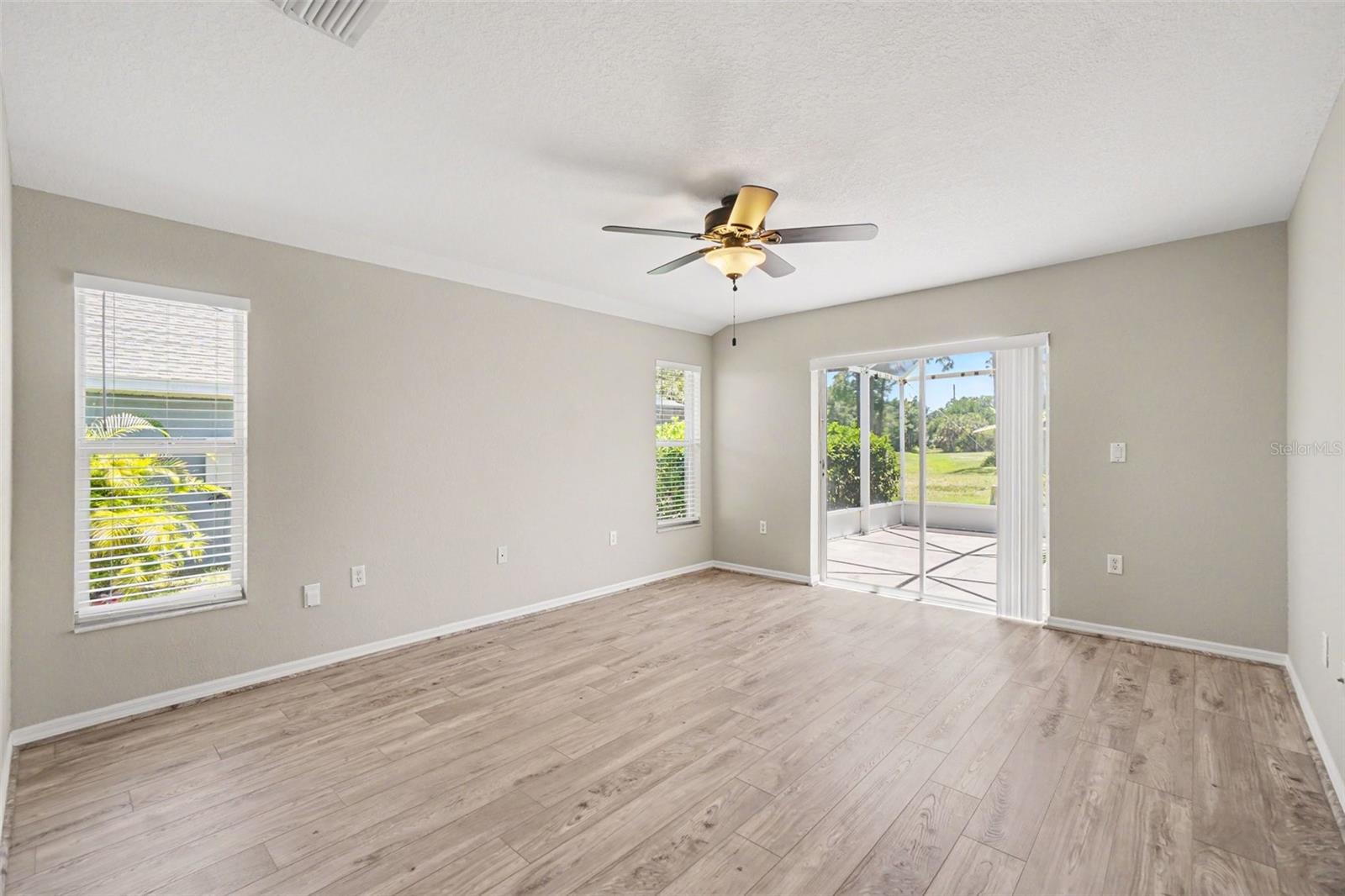 369 SALVADOR DR, PUNTA GORDA, FL, 33983