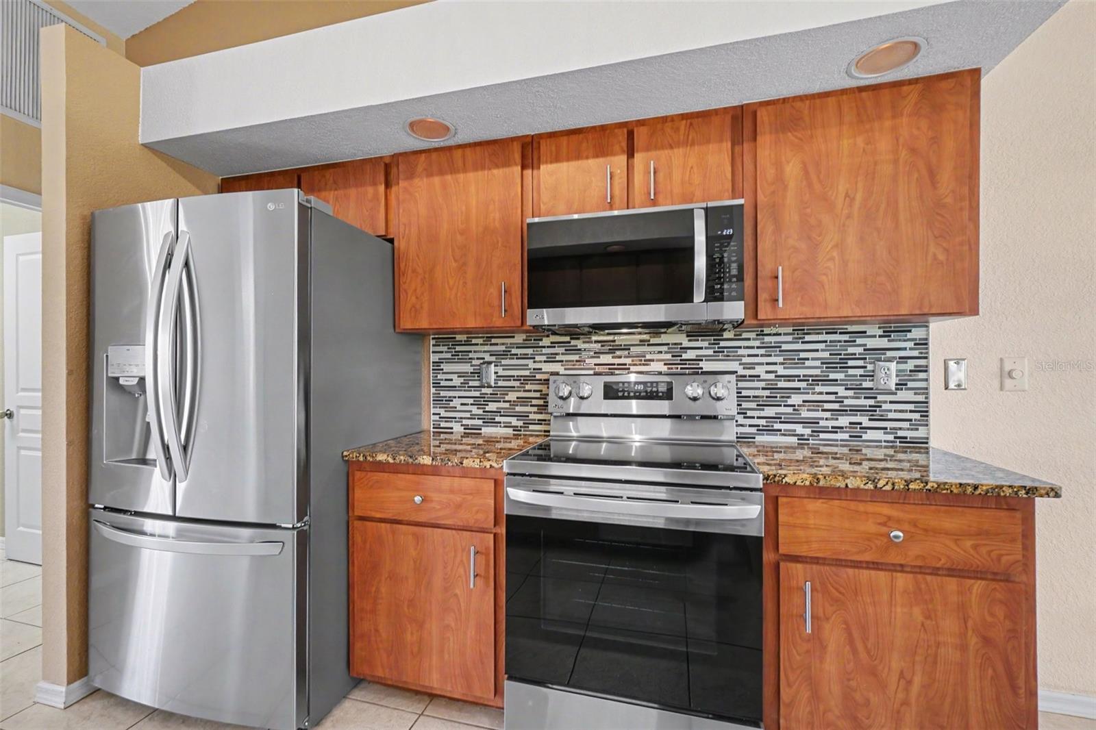 369 SALVADOR DR, PUNTA GORDA, FL, 33983