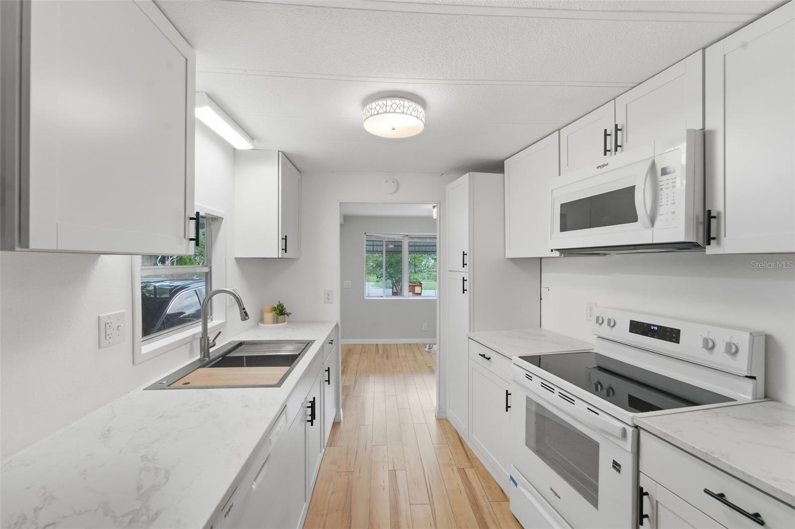 4128 WOODLAND CIR, DELAND, FL, 32724