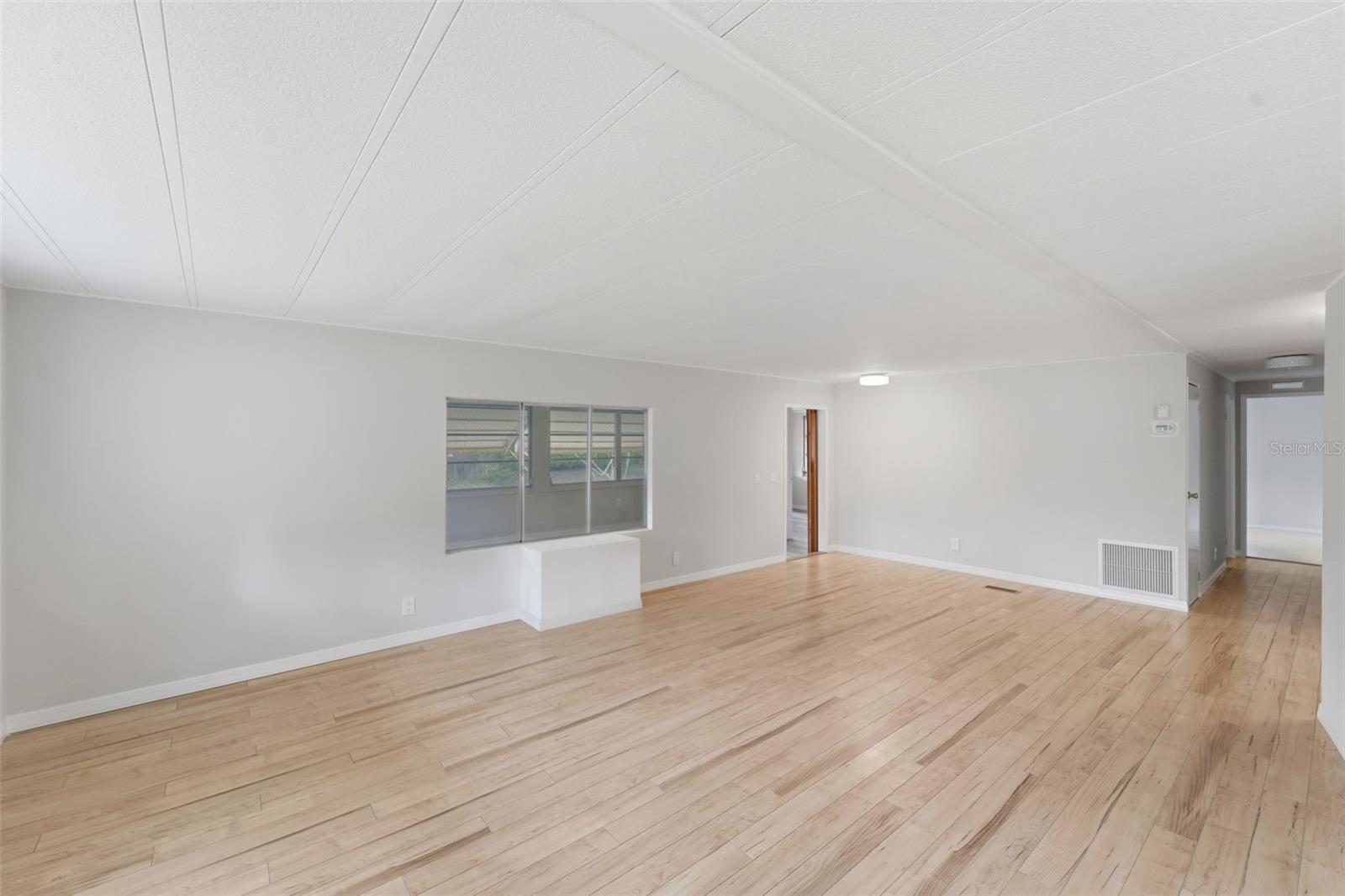4128 WOODLAND CIR, DELAND, FL, 32724