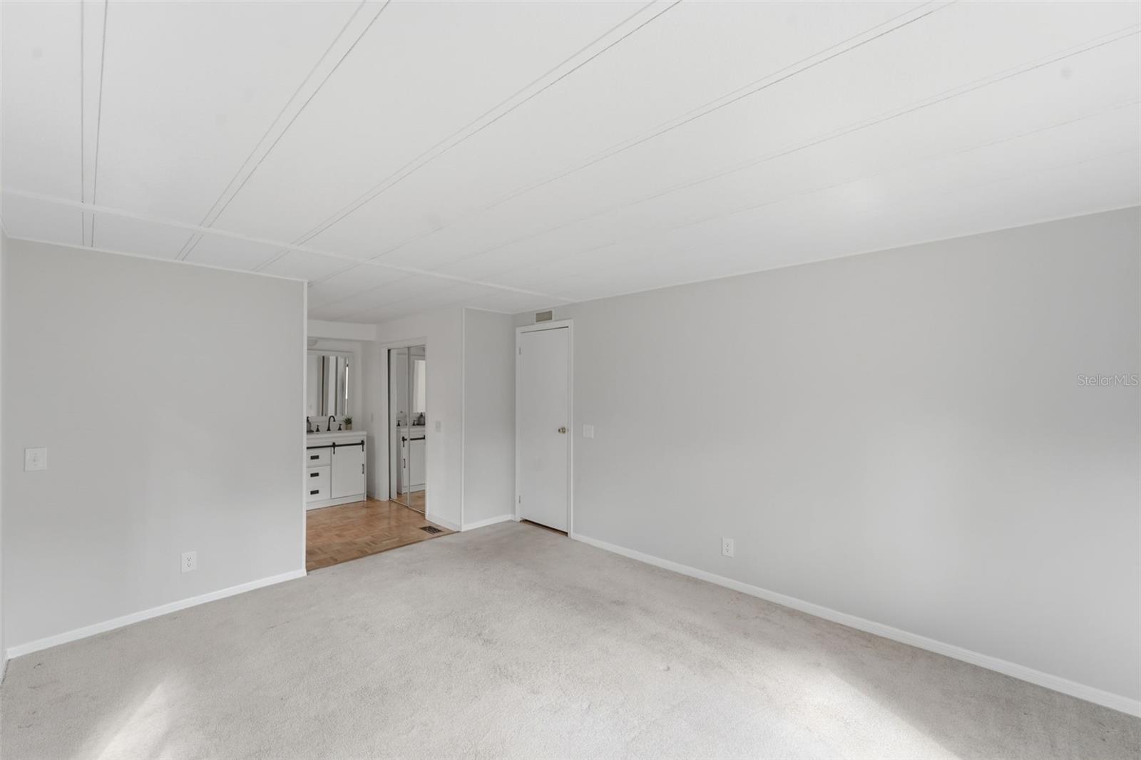 4128 WOODLAND CIR, DELAND, FL, 32724