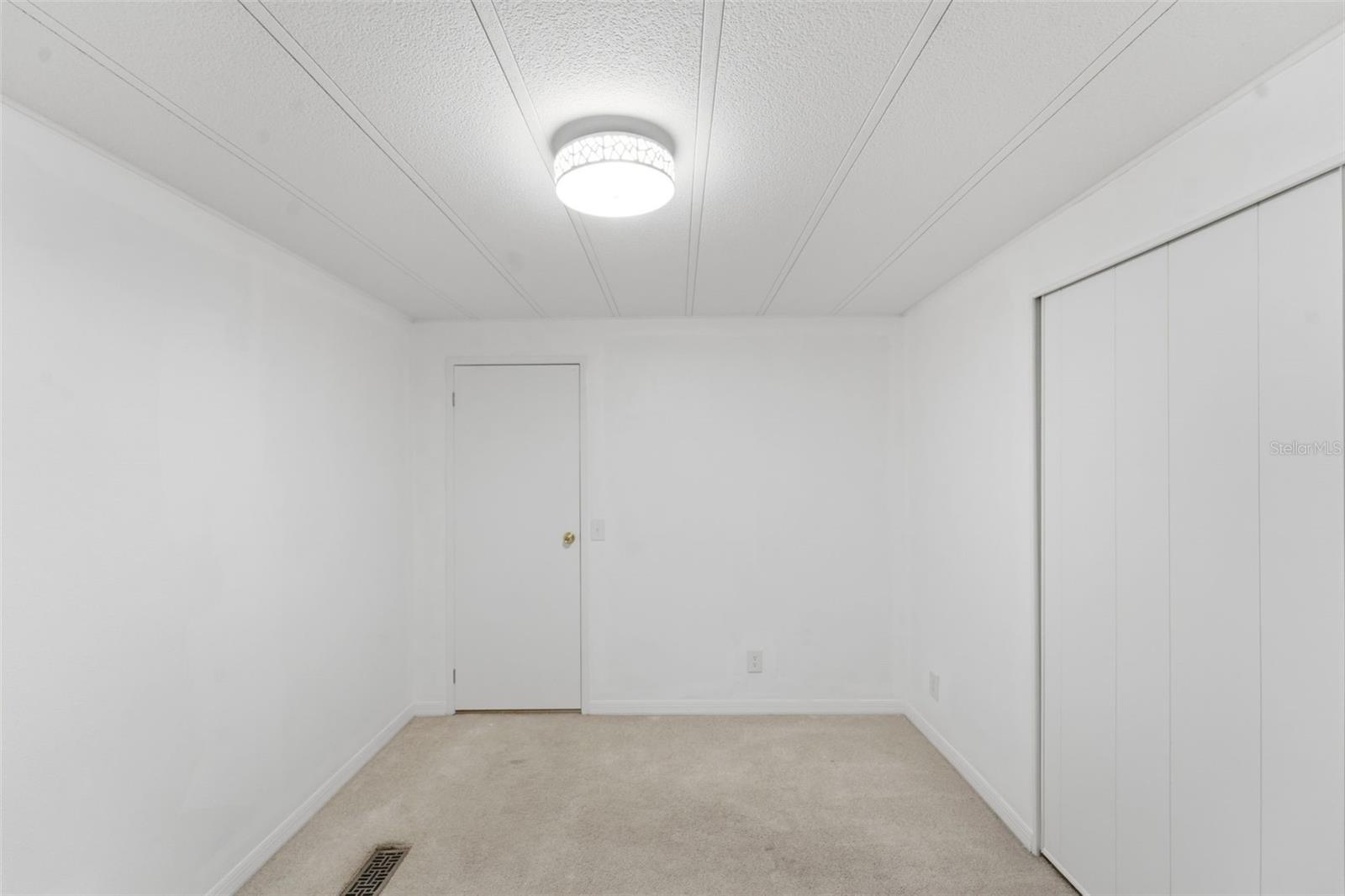 4128 WOODLAND CIR, DELAND, FL, 32724