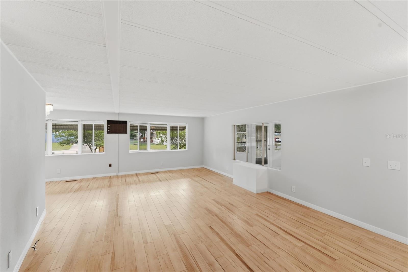 4128 WOODLAND CIR, DELAND, FL, 32724