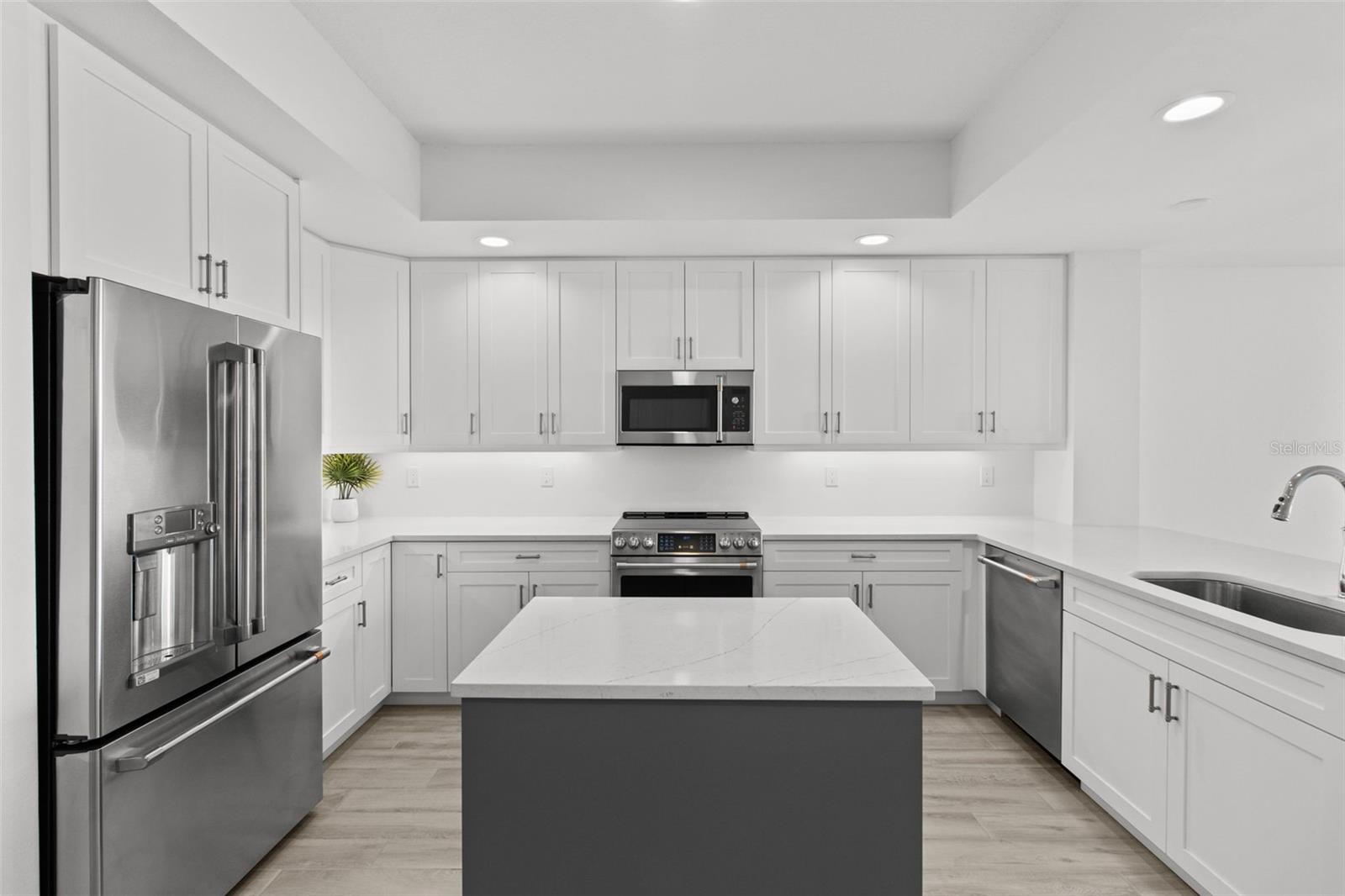 125 ISLAND WAY #403, CLEARWATER, FL, 33767