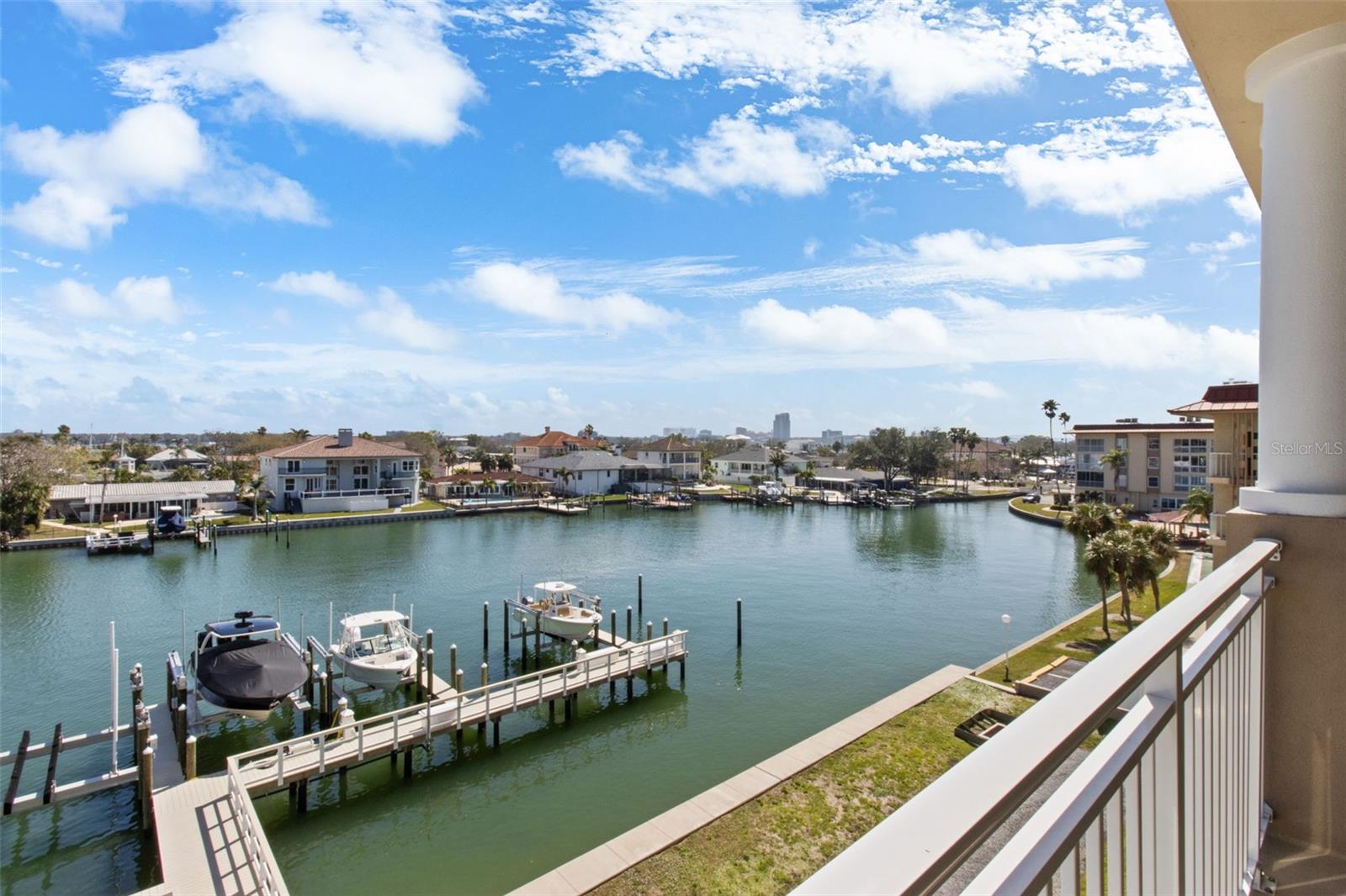 125 ISLAND WAY #403, CLEARWATER, FL, 33767