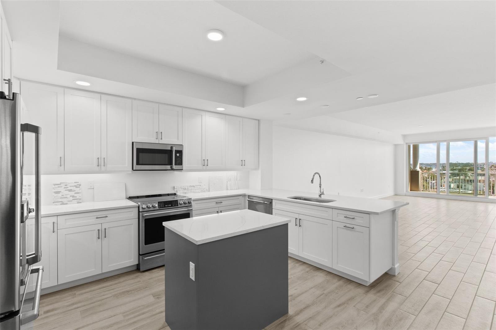 125 ISLAND WAY #403, CLEARWATER, FL, 33767