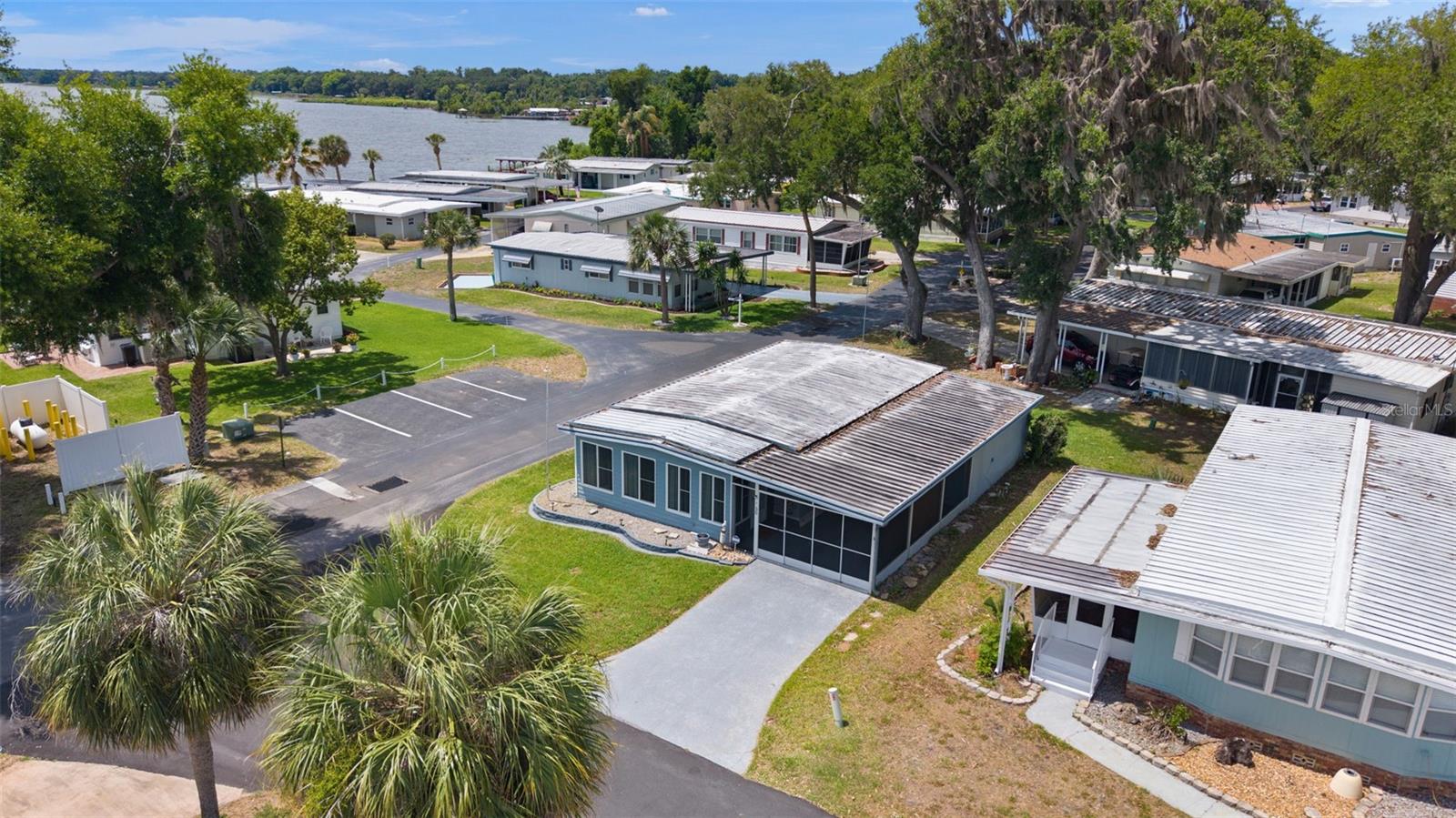 30 RIVERVIEW DR, FRUITLAND PARK, FL, 34731