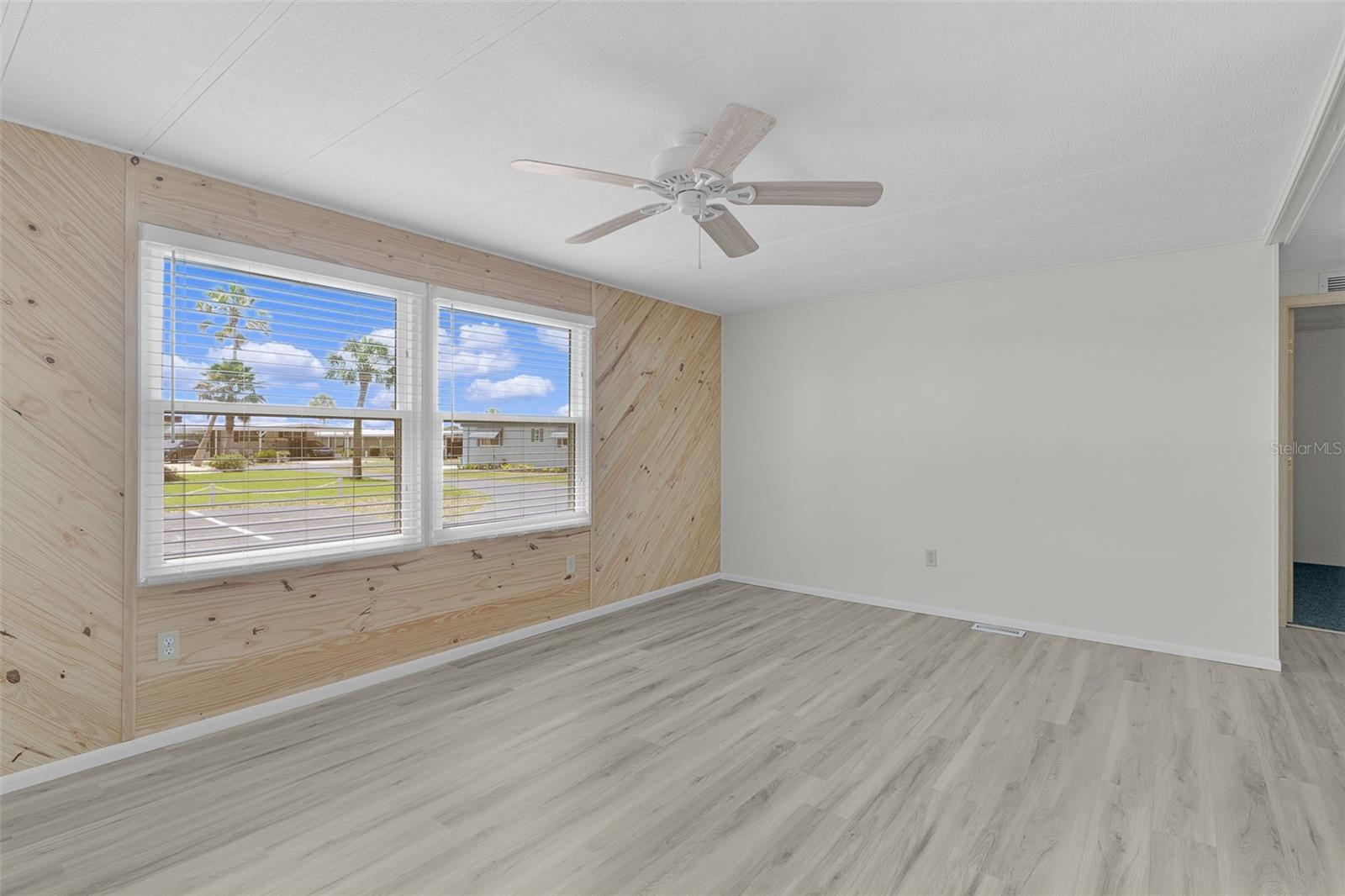30 RIVERVIEW DR, FRUITLAND PARK, FL, 34731