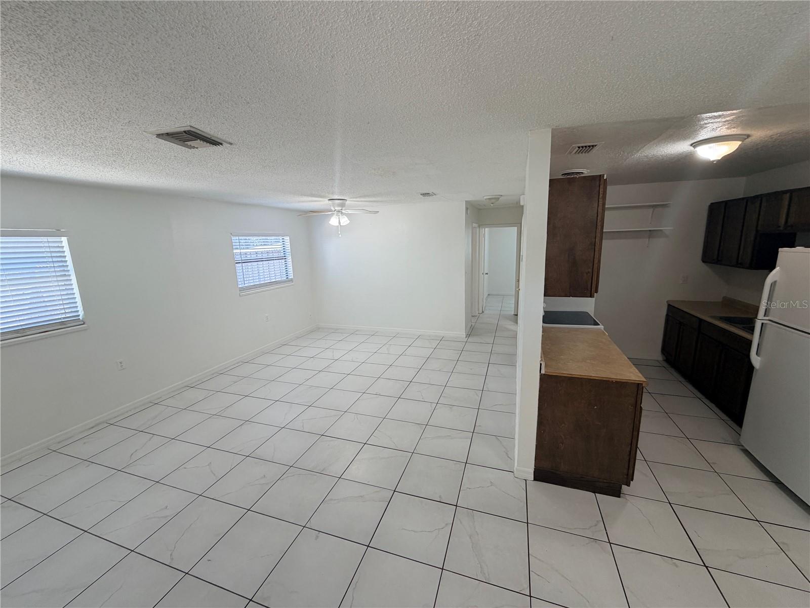 2216 MAYFLOWER AVE, APOPKA, FL, 32703