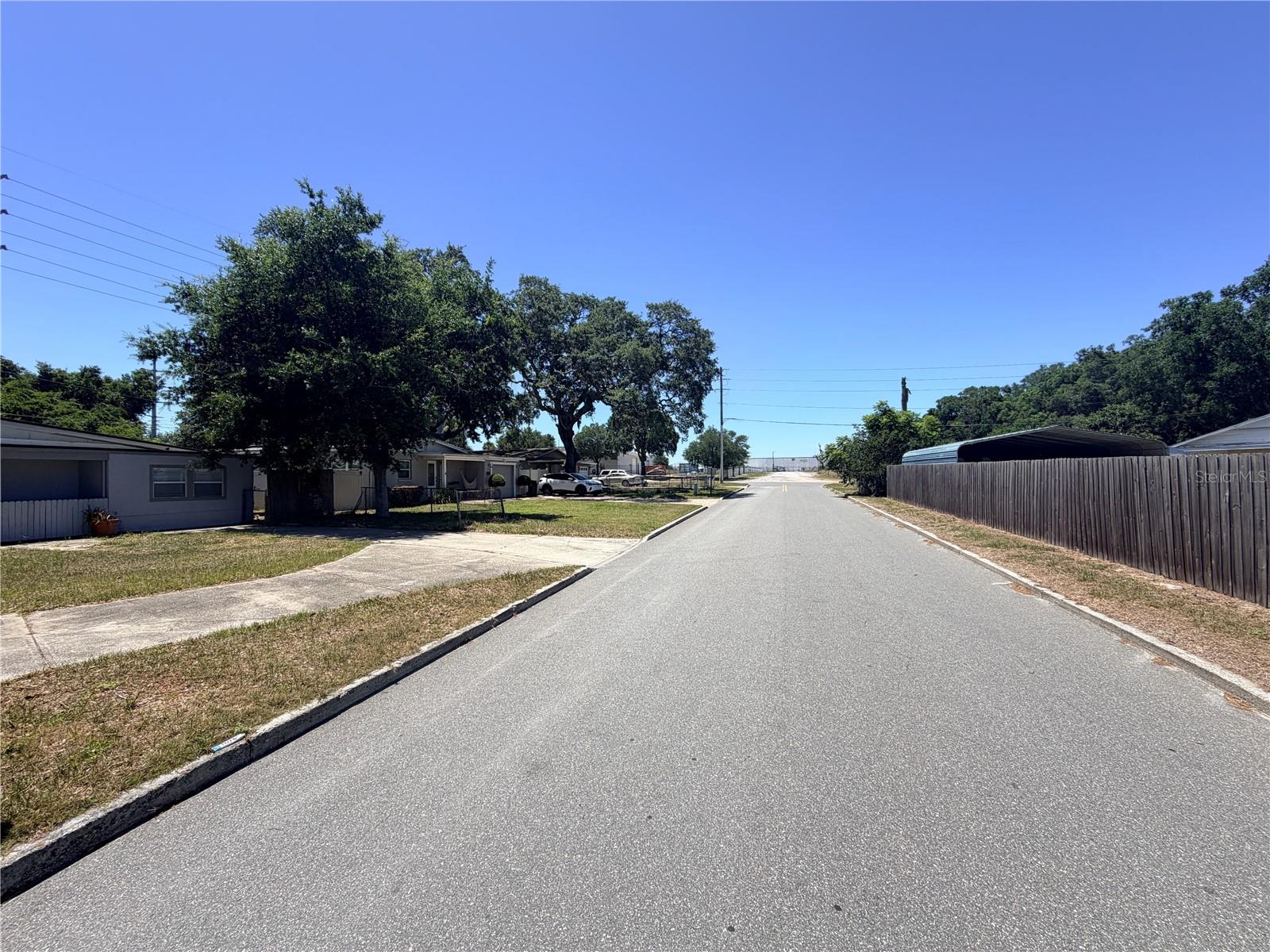 2216 MAYFLOWER AVE, APOPKA, FL, 32703