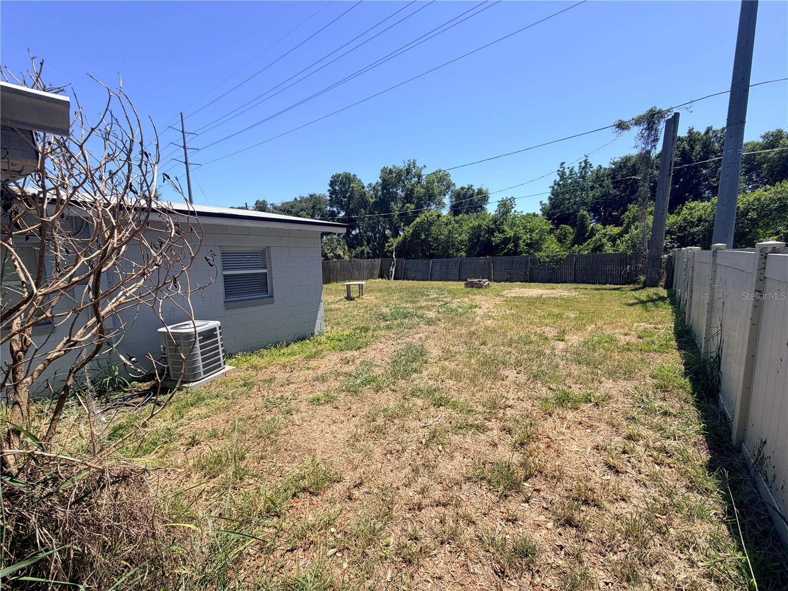 2216 MAYFLOWER AVE, APOPKA, FL, 32703