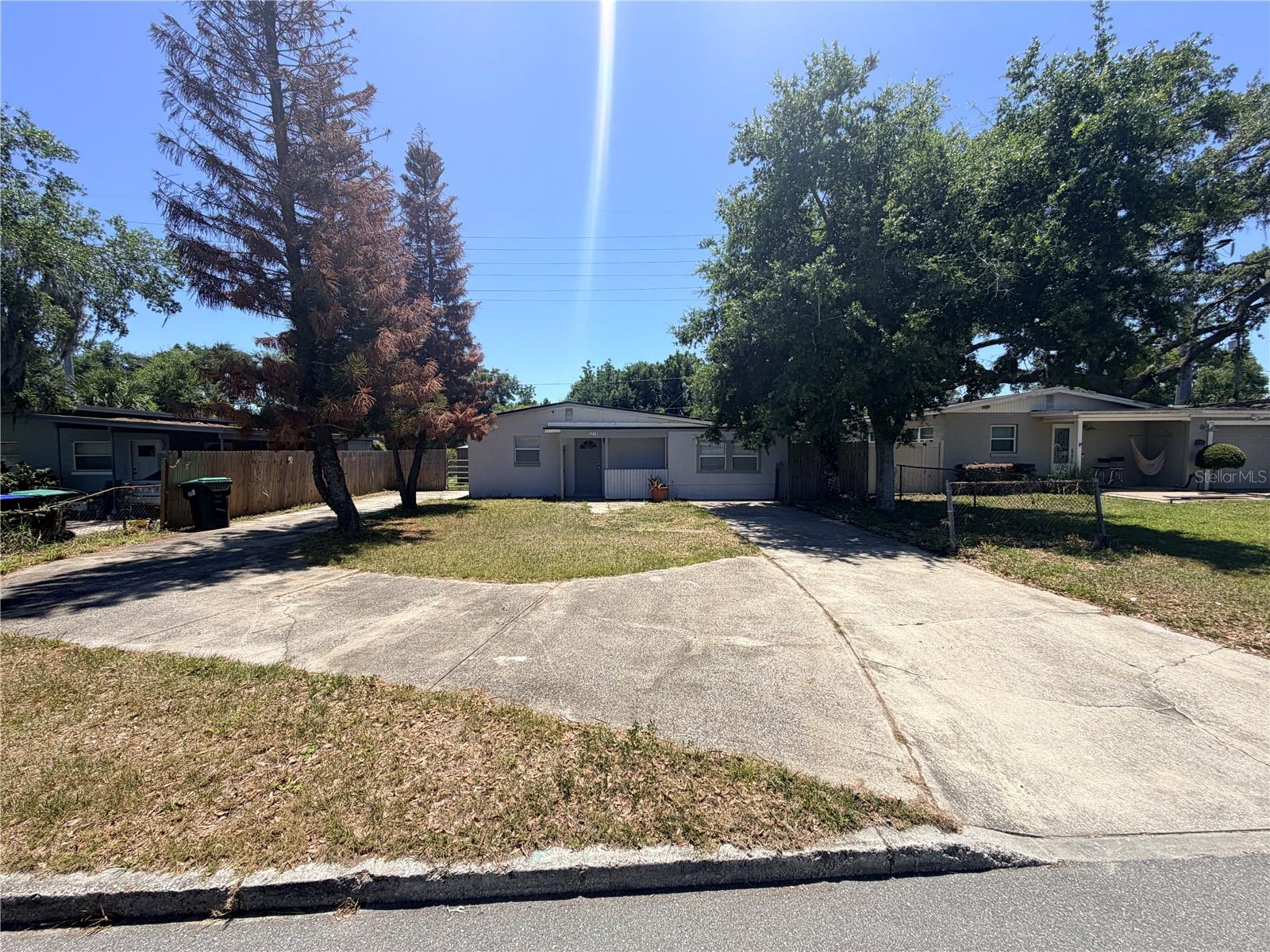 2216 MAYFLOWER AVE, APOPKA, FL, 32703