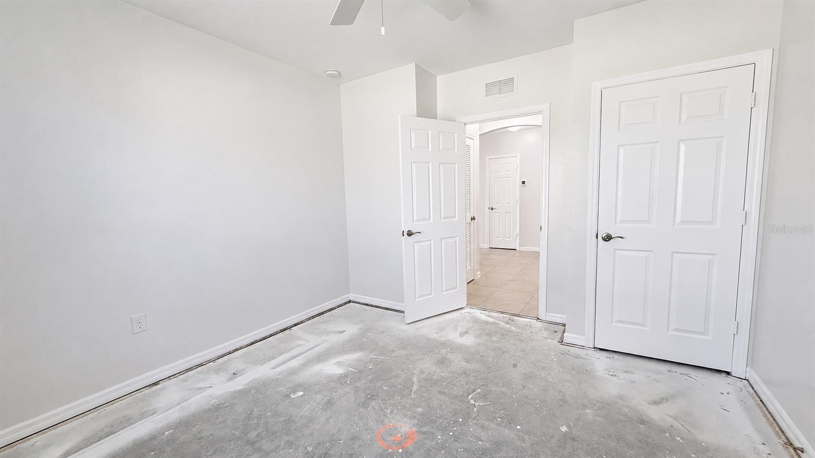19441 MOSSY LEDGE TER, LEHIGH ACRES, FL, 33936
